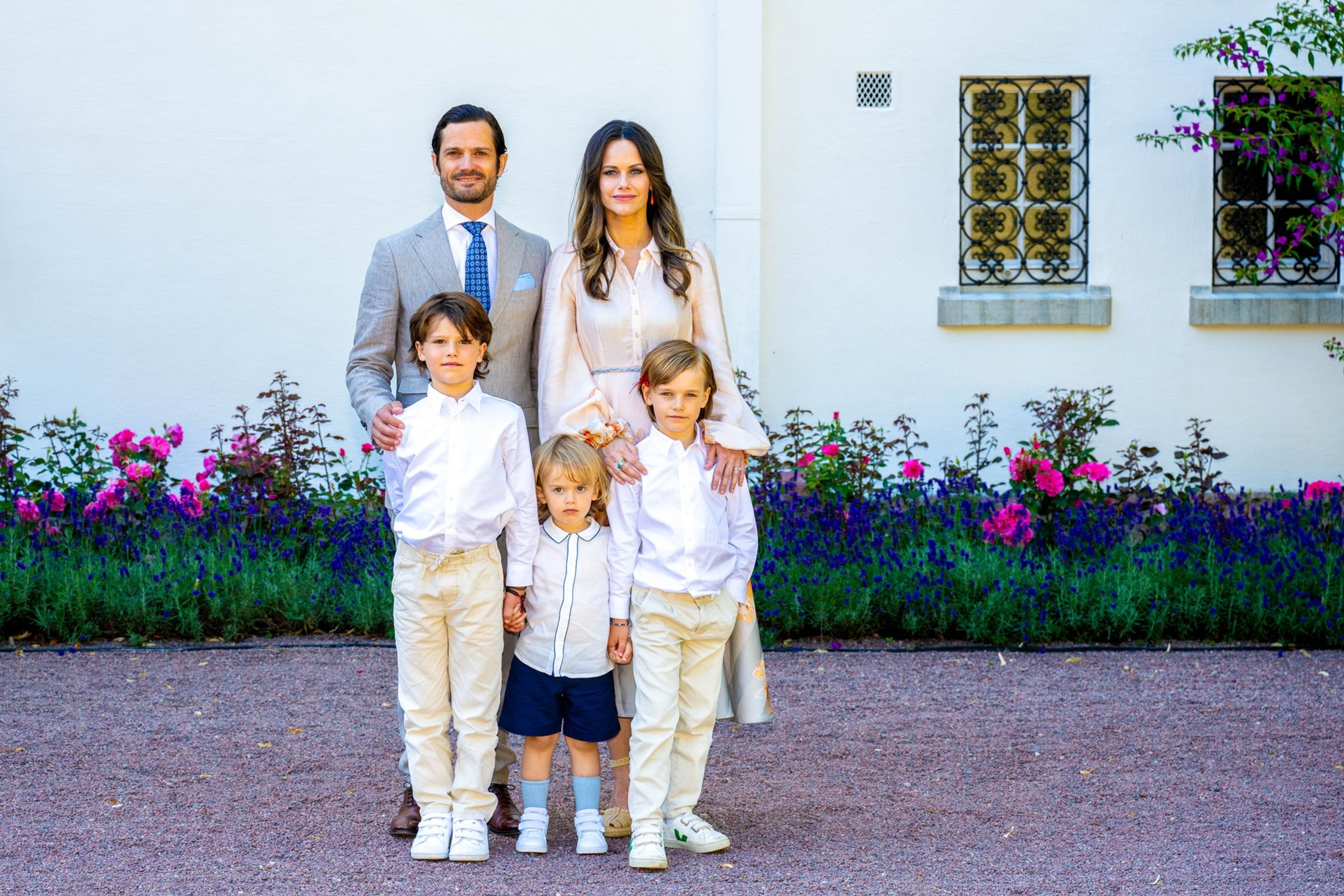 Princ Carl Philip, princezna Sofie, princ Alexander (8), princ Gabriel (7) a princ Julian (3) - Švédská královská rodina (5/7)