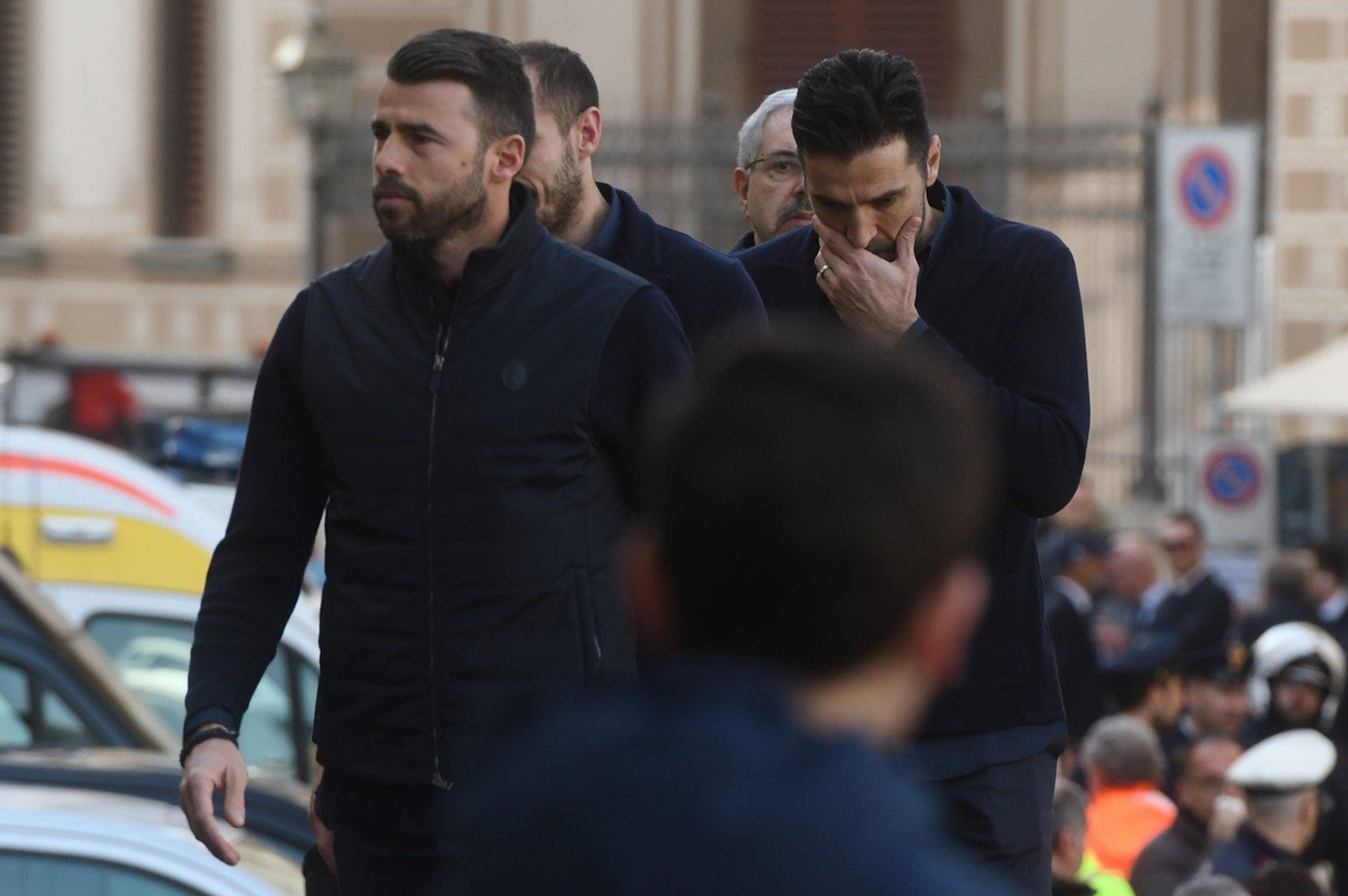 Gigi Buffon na pohřbu Davide Astoriho - GALERIE: Itálie se loučila s fotbalistou Davide Astorim (5/6)