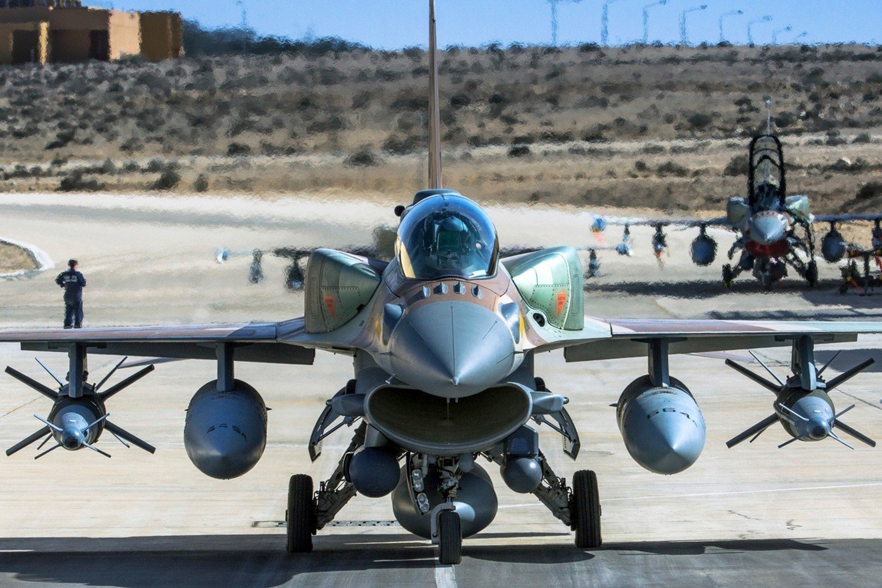Stíhačka F-16 izraelského letectva - GALERIE: Havárie F-16 v Bretani (1/4)