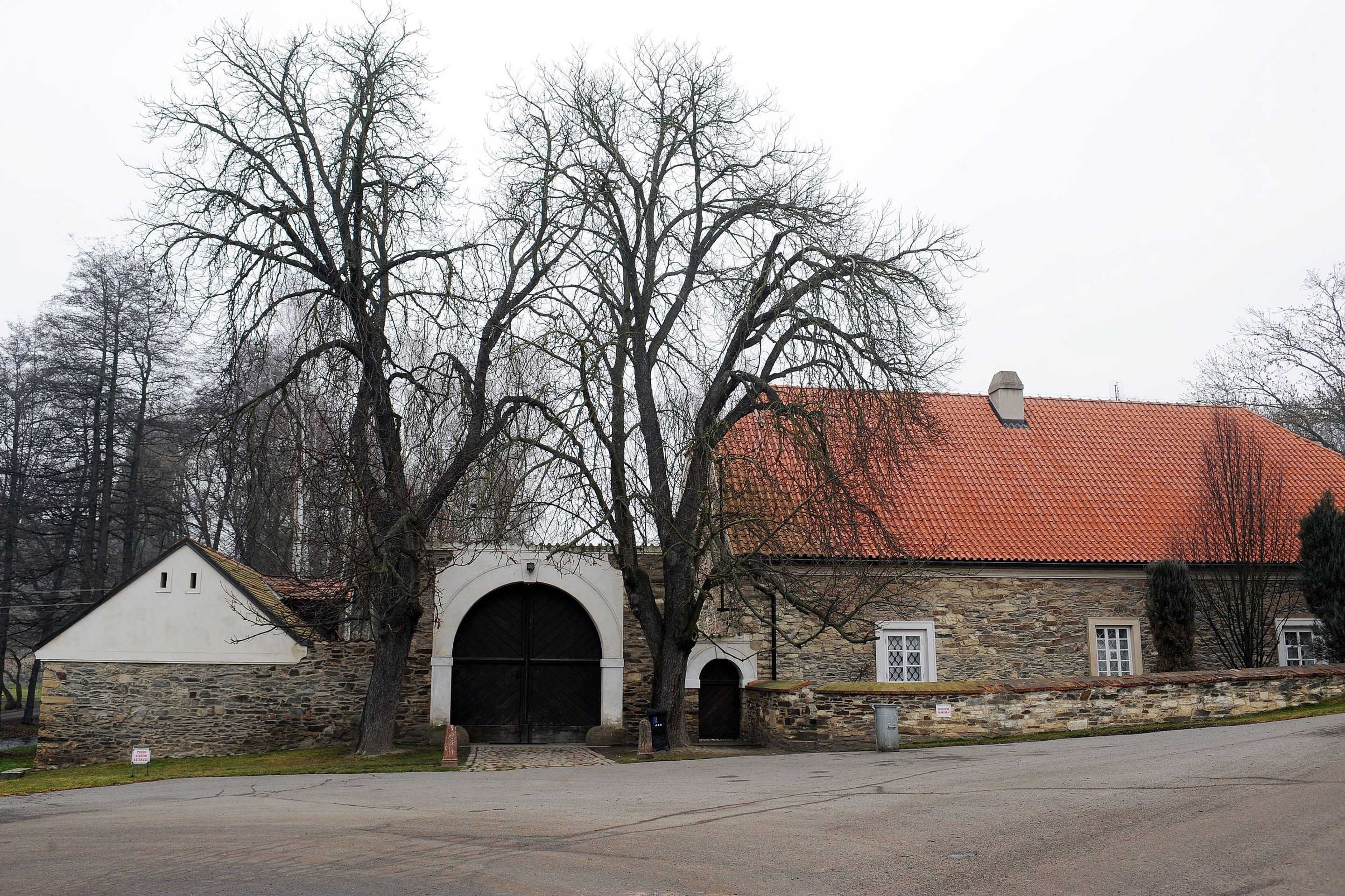 Dům Petra Hapky na Okoři - 3 - Dům Petra Hapky na Okoři (2/8)