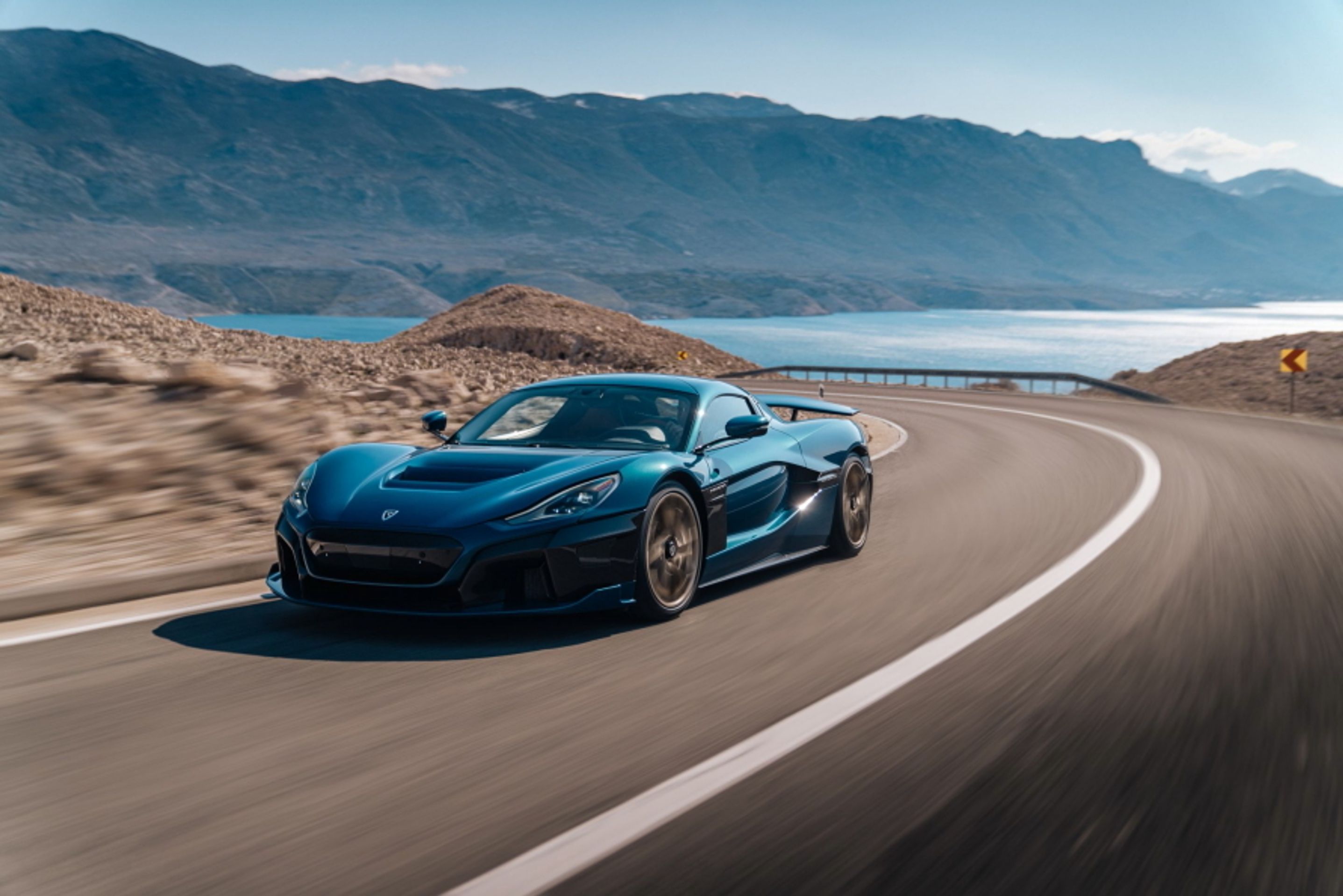 Rimac Nevera - 7 - Fotogalerie: Ultimátní elektrický supersport z Chorvatska - Rimac Nevera (15/16)