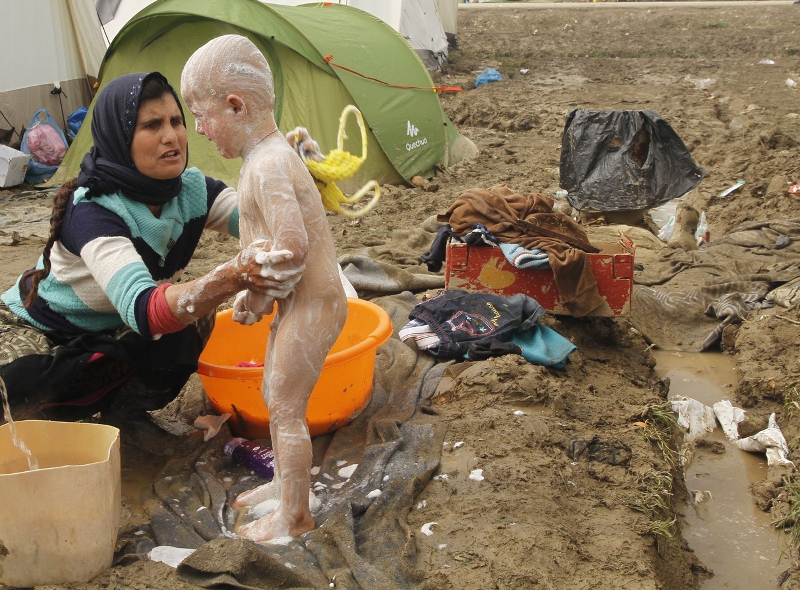 Uprchlický tábor v Idomeni - 5 - GALERIE: Kritická situace v uprchlickém táboře Idomeni (24/28)