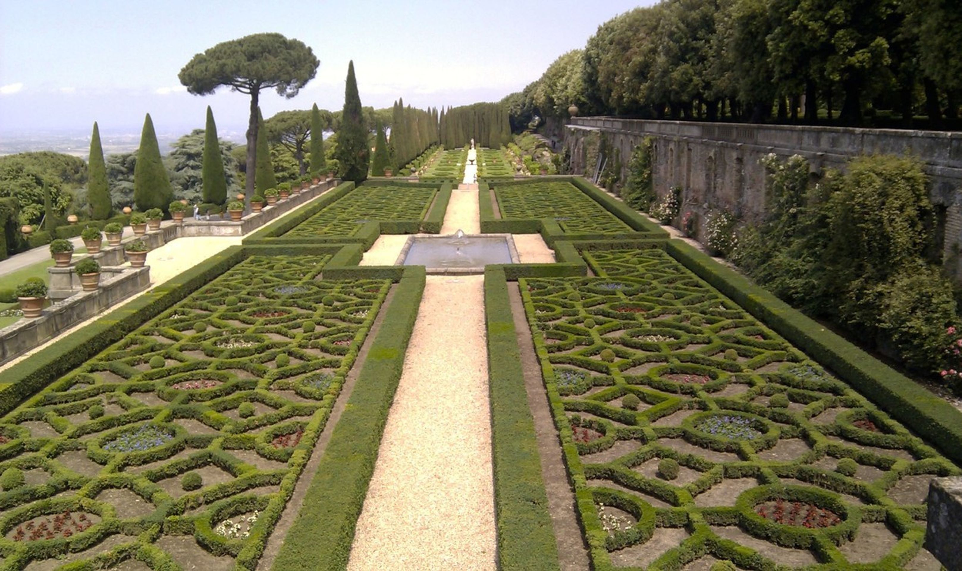 Papežský palác v Castel Gandolfo - 6 - GALERIE: Papežský palác v Castel Galdolfu (6/6)