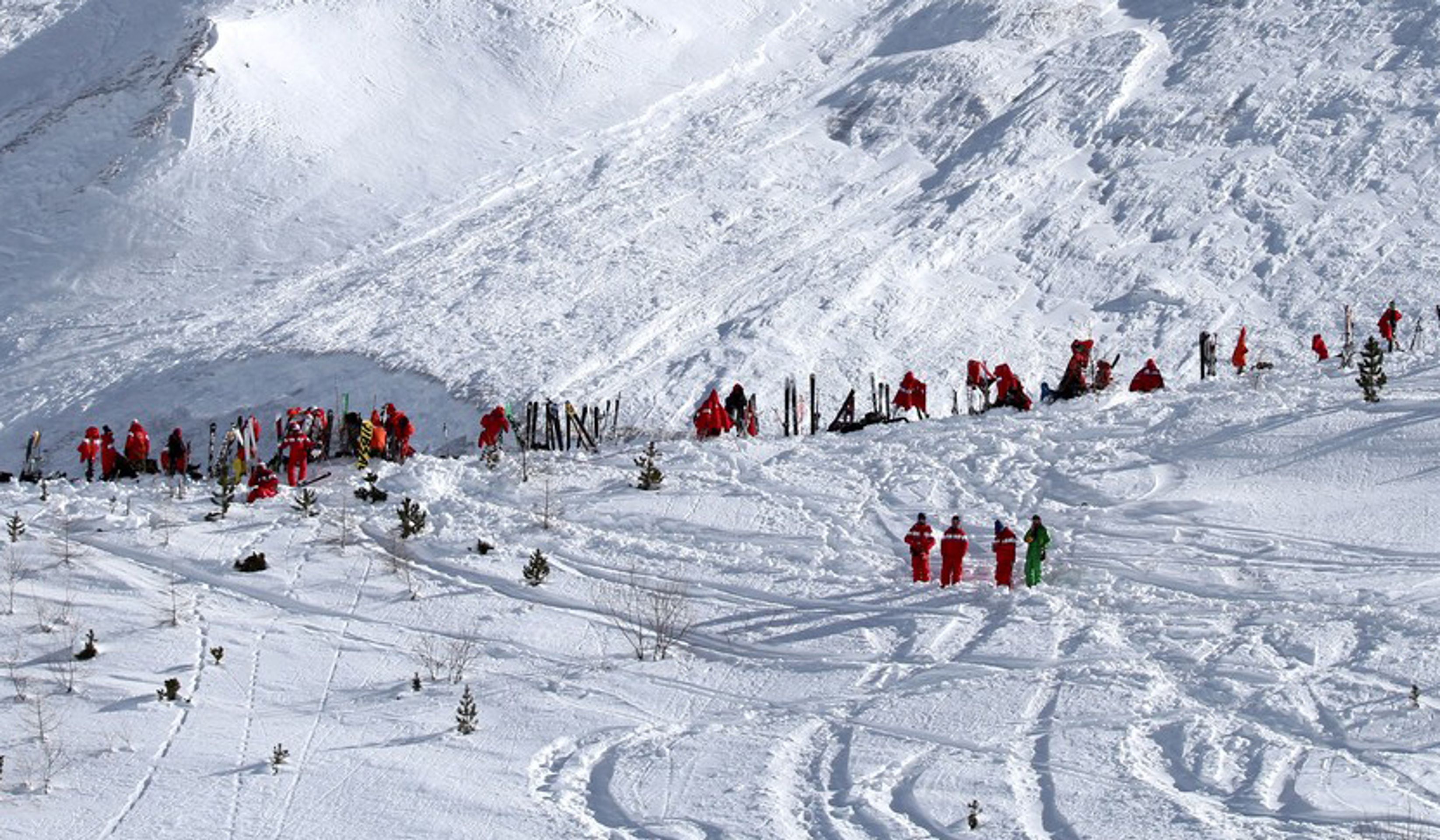 Lavina v alpském středisku Tignes - 5 - GALERIE: Lavina v alpském středisku Tignes (5/6)