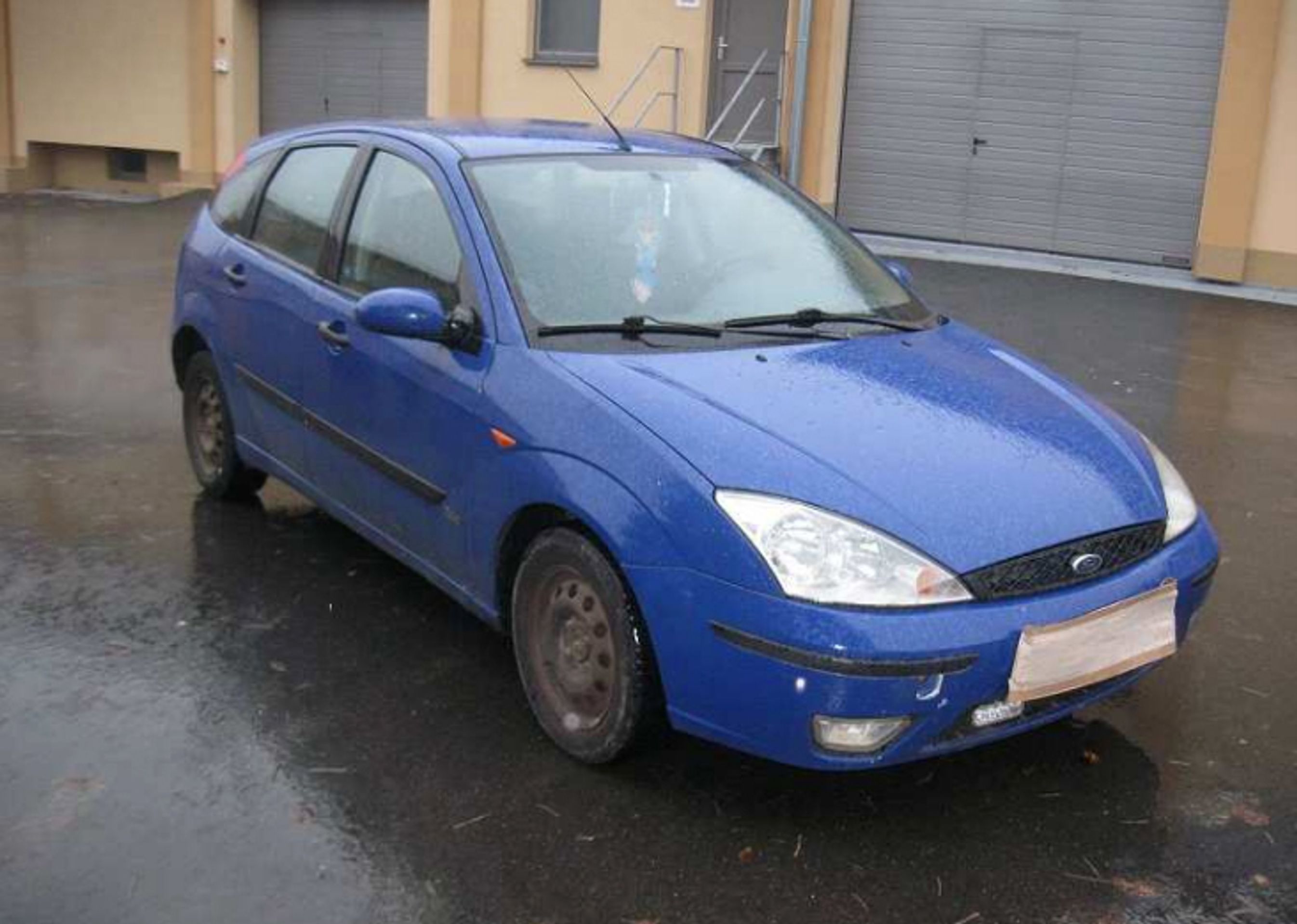 Dražba - Ford Focus (nafta), Vyvolávací cena: 13.000,- - GALERIE: Dražba motorových vozidel (7/51)