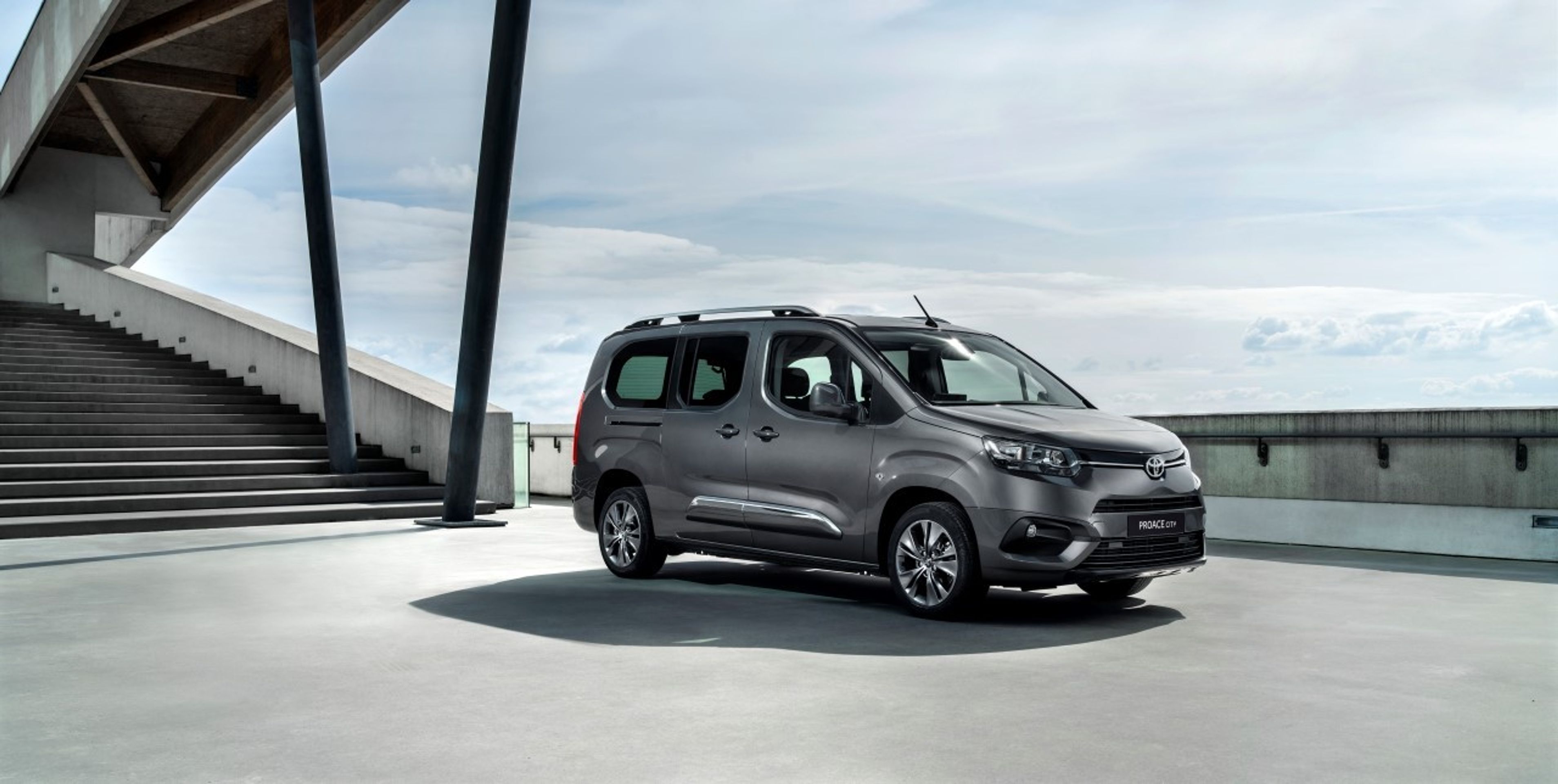 Toyota Proace City - 60 - Fotogalerie: Toyota Proace City jako dodávka i auto pro rodinu (2/28)