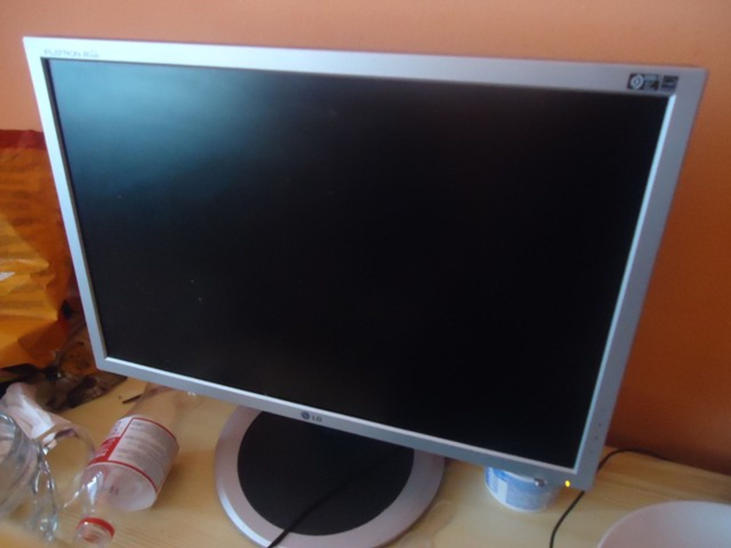 PC Intel Core 2 Duo 2,6 GHz, HDD 250 GB - GALERIE: Dražby EÚ Brno-město (3/9)