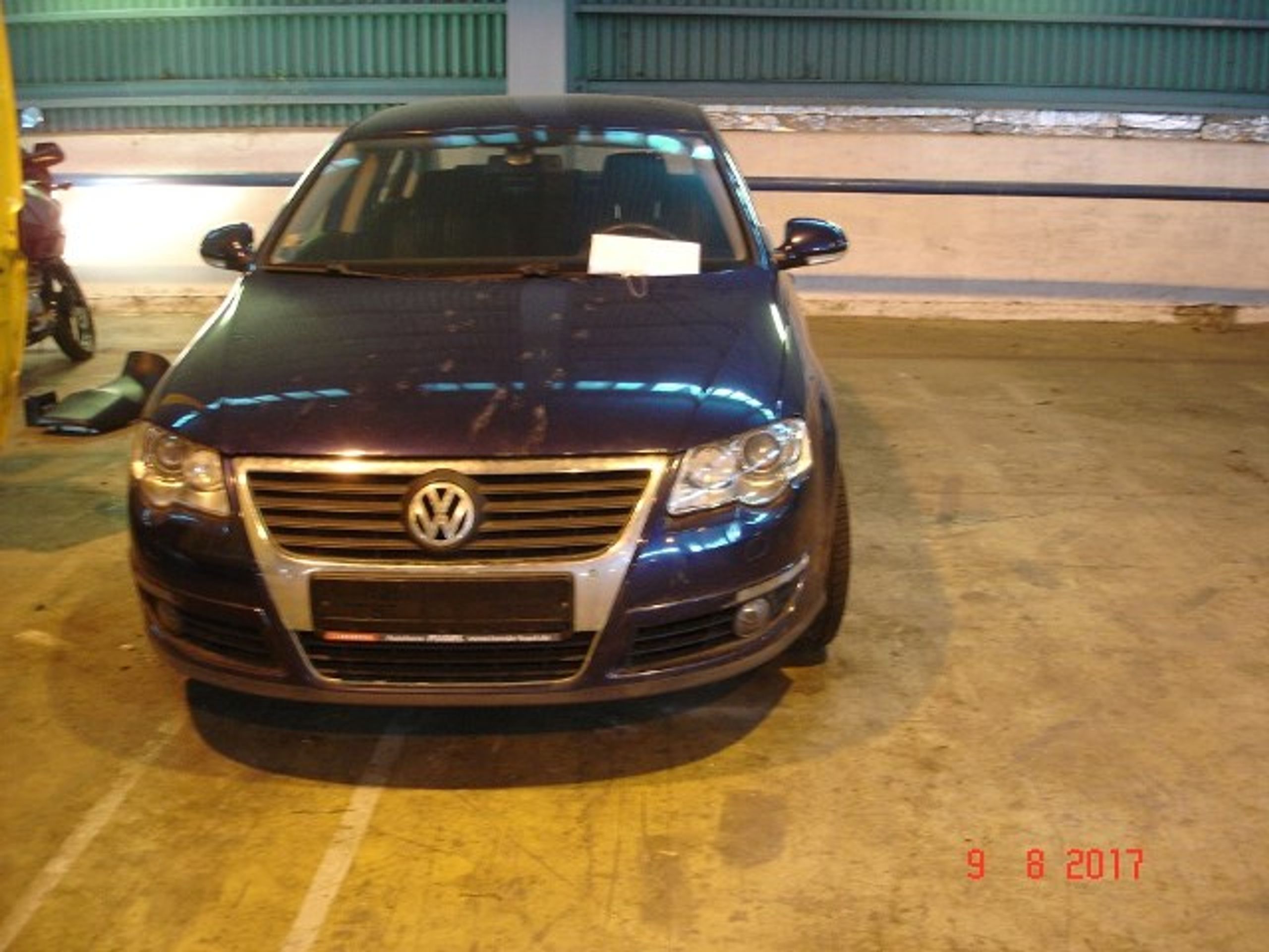Volkswagen Passat 2.0 TDI - 97 000 Kč - GALERIE: Stát se levně zbavuje majetku (6/15)
