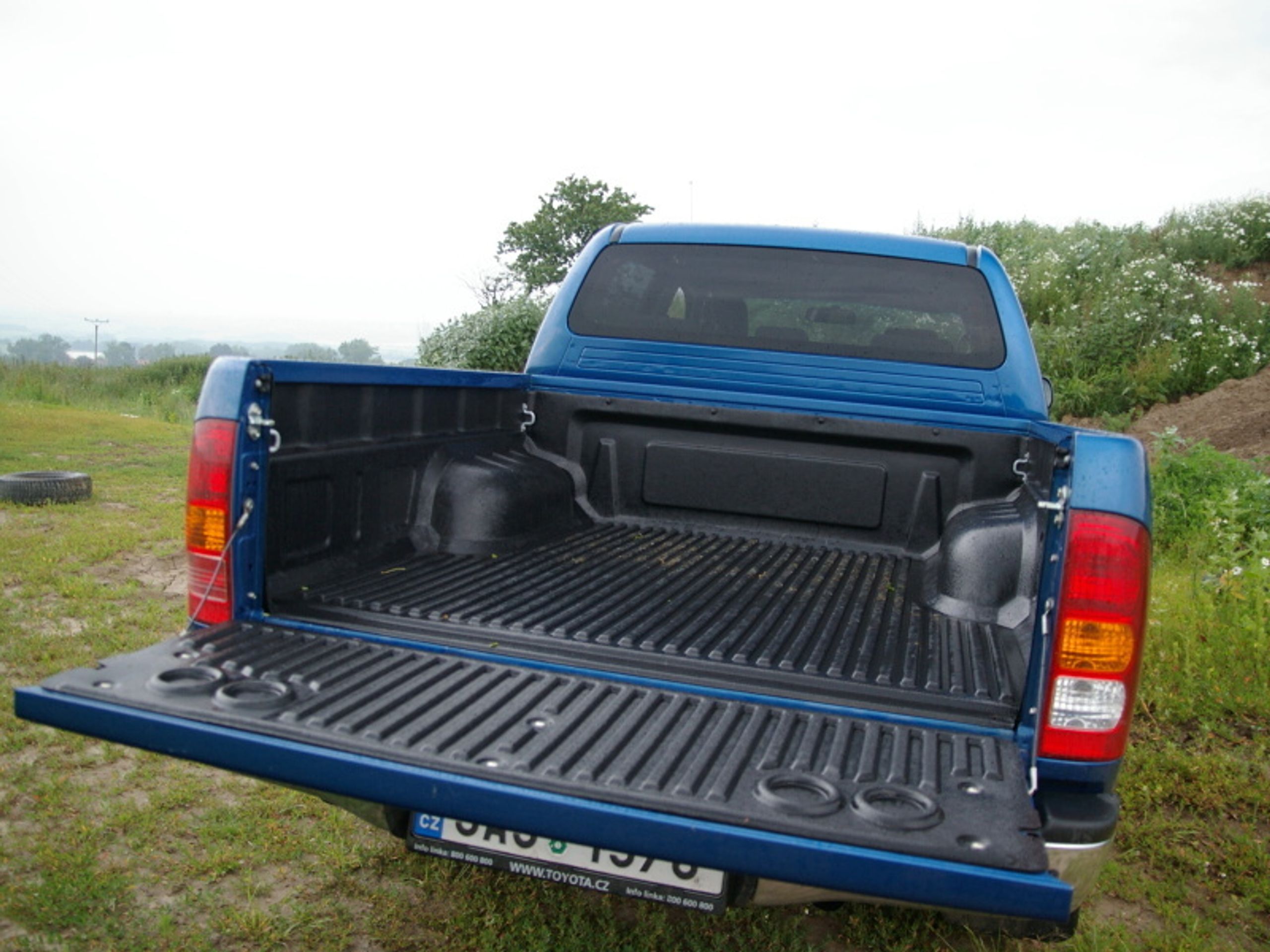 Toyota Hilux - GALERIE Toyota Hilux (7/7)