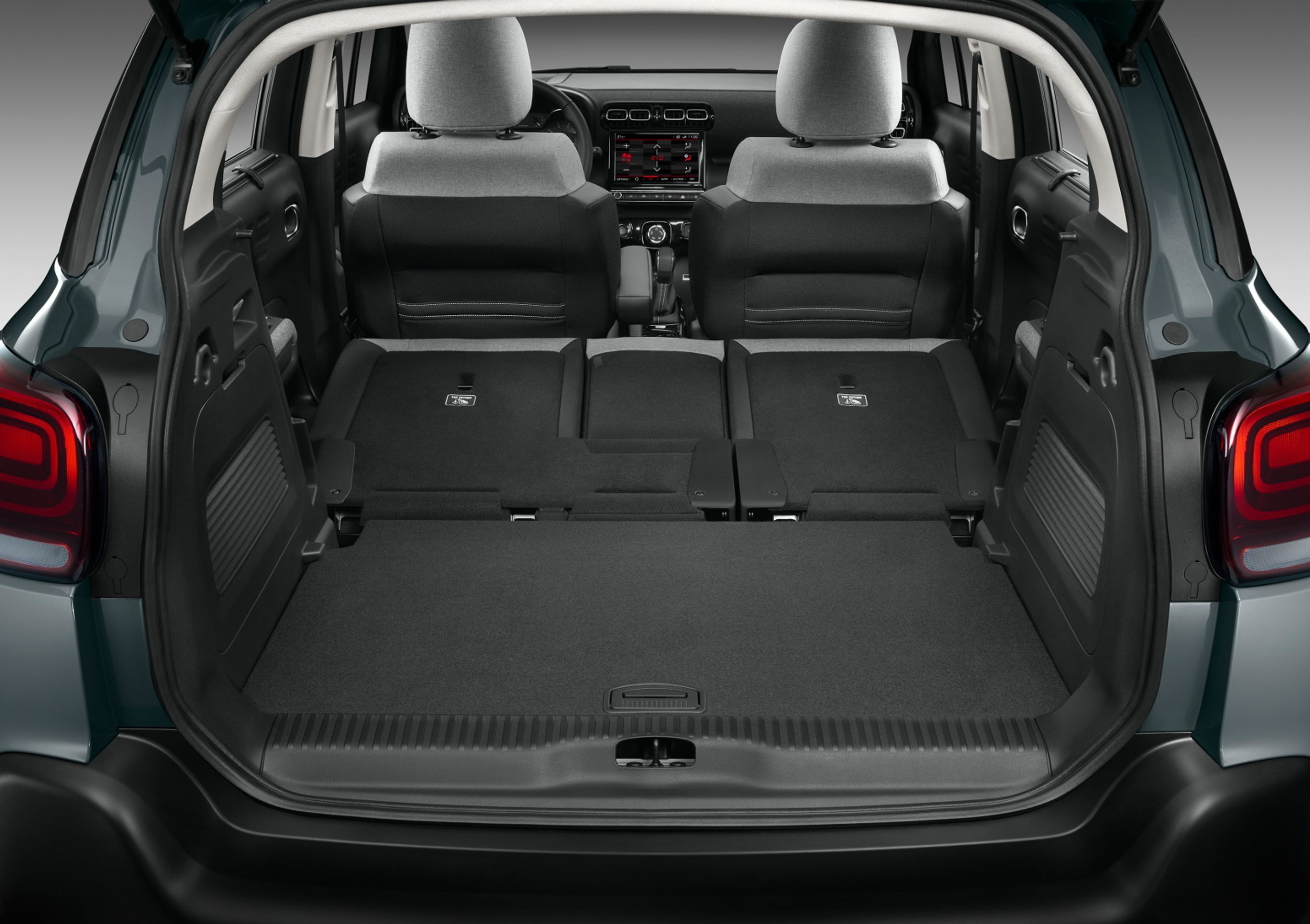 Nový Citroën C3 Aircross - 23 - Fotogalerie: Citroën C3 Aircross v novém kabátě (13/25)