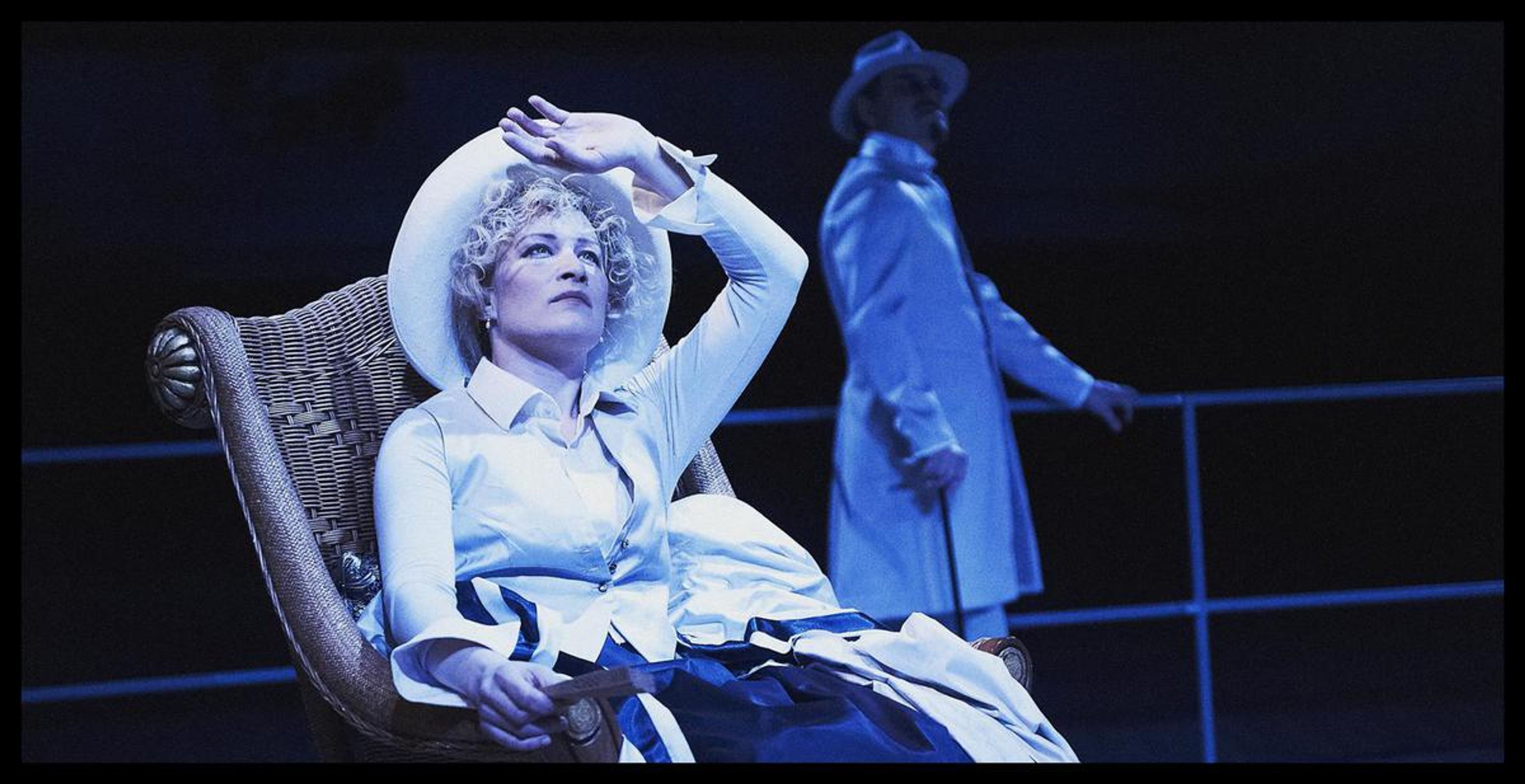 Helena Dvořáková v divadle při hře Polední úděl - GALERIE: Helena Dvořáková (10/10)