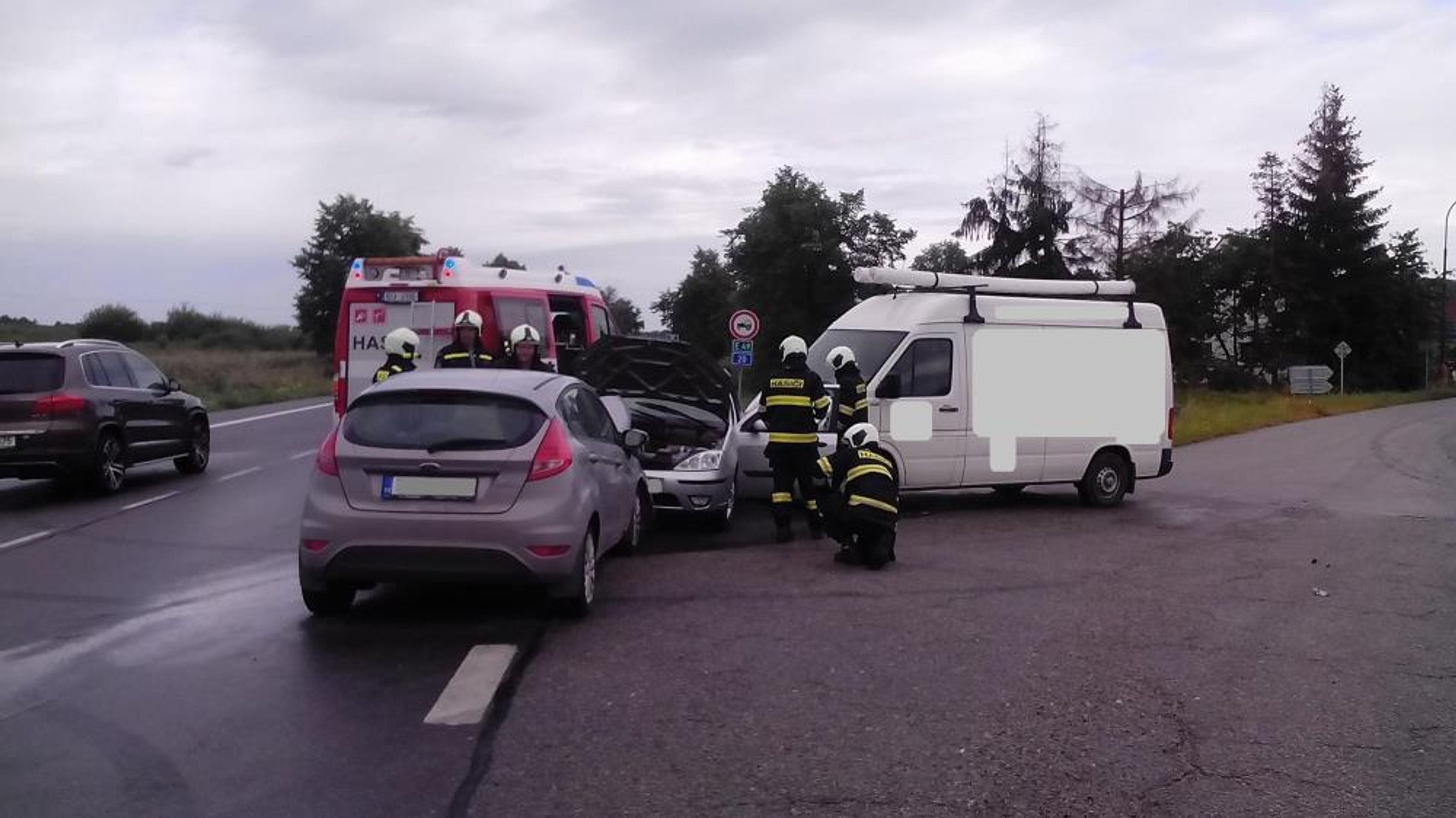 Série nehod v Jihočeském kraji - GALERIE: Série čtyř nehod v Jihočeském kraji (5/6)