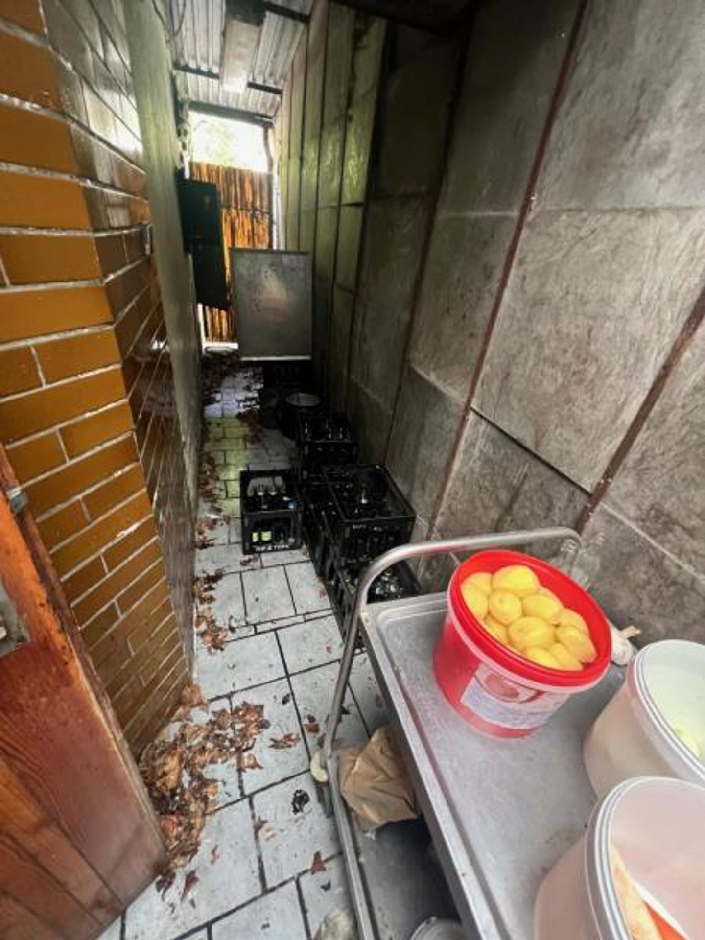 Inspekce restaurace U Adama - Uzavřená restaurace U Adama (4/9)