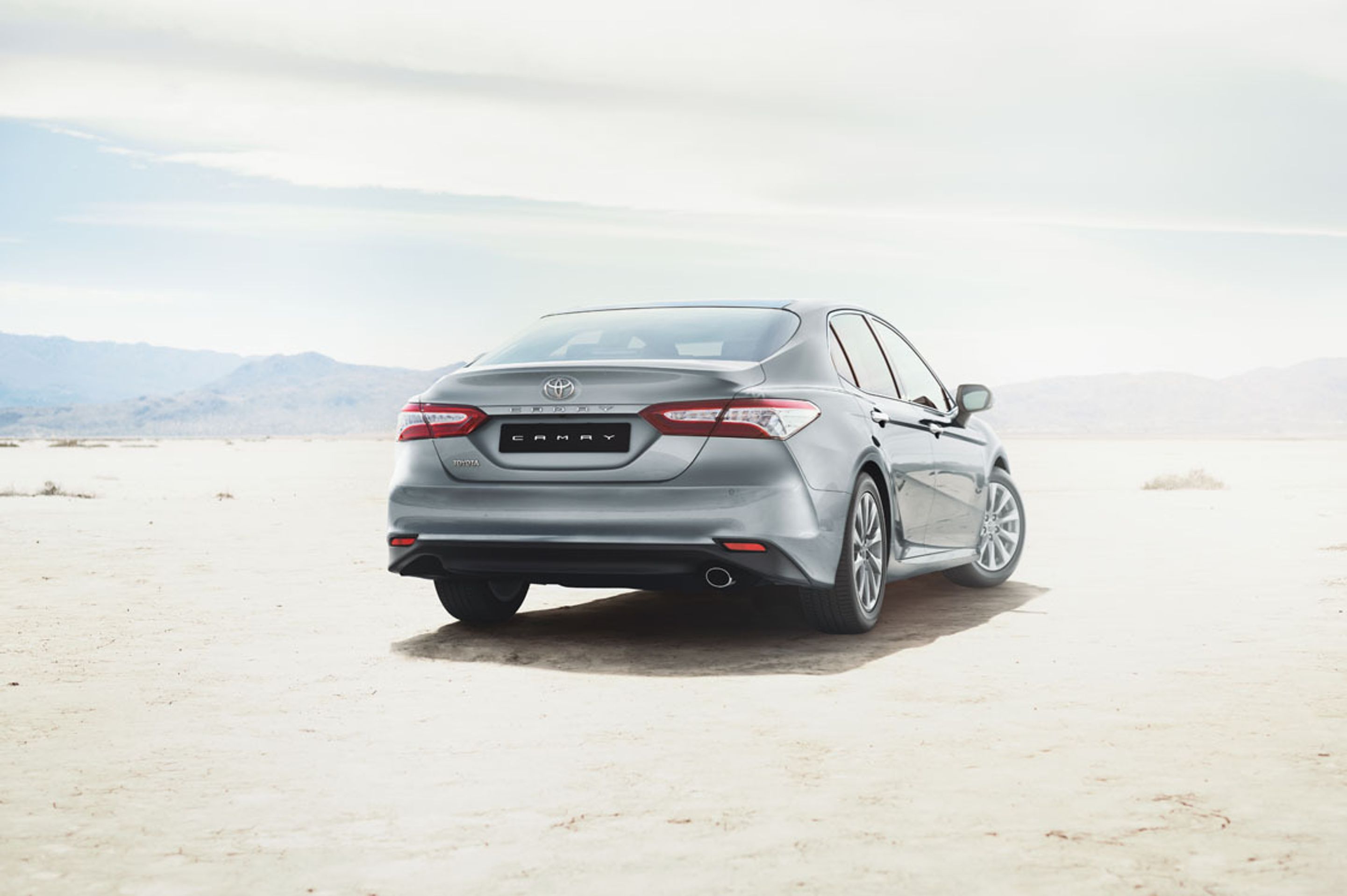 Toyota Camry - 27 - Fotogalerie: Toyota Camry se po letech vrací do Evropy (7/19)