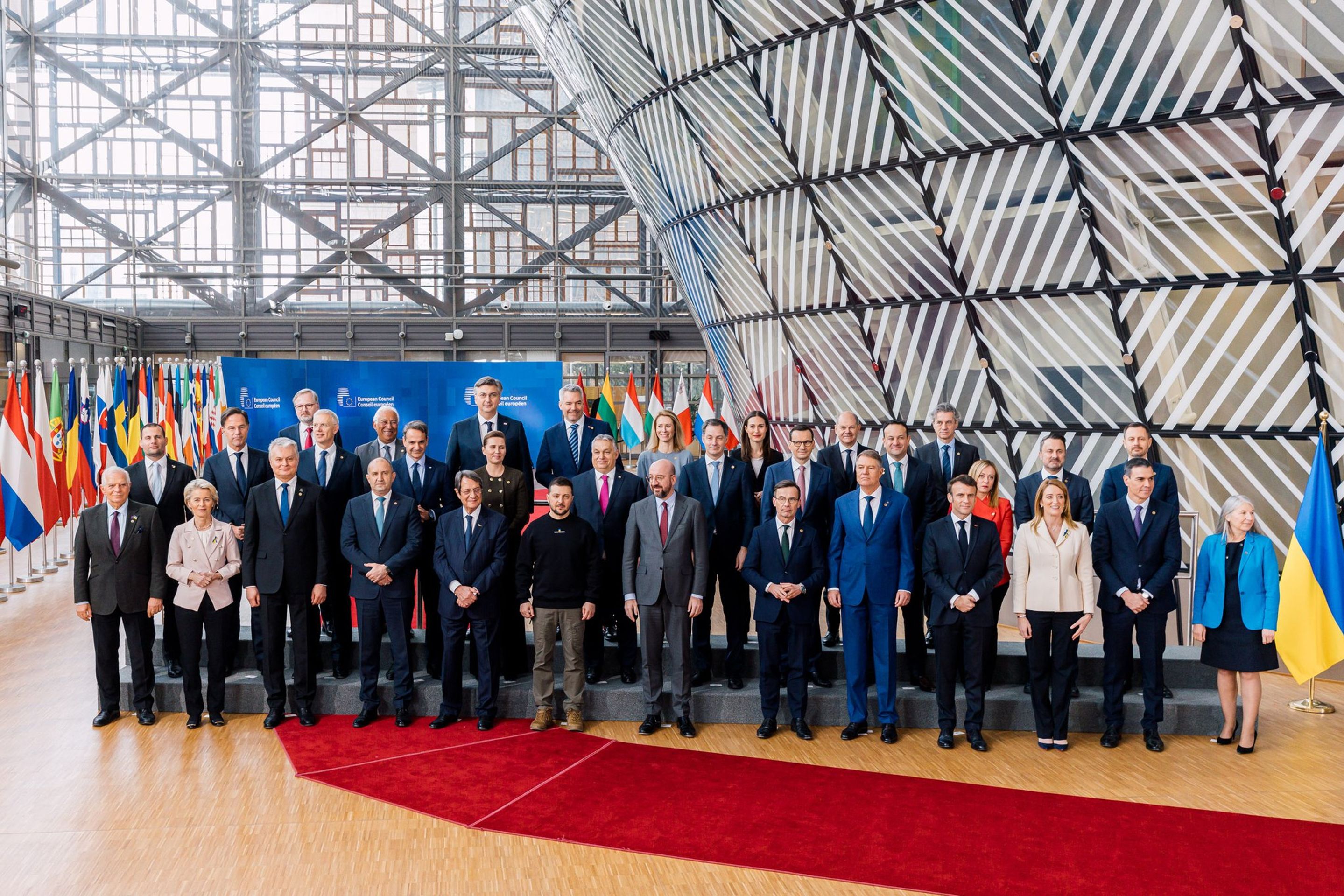 V Bruselu začalo zasedání Evropské rady (5) - Petr Fiala na zasedání Evropské rady (4/8)