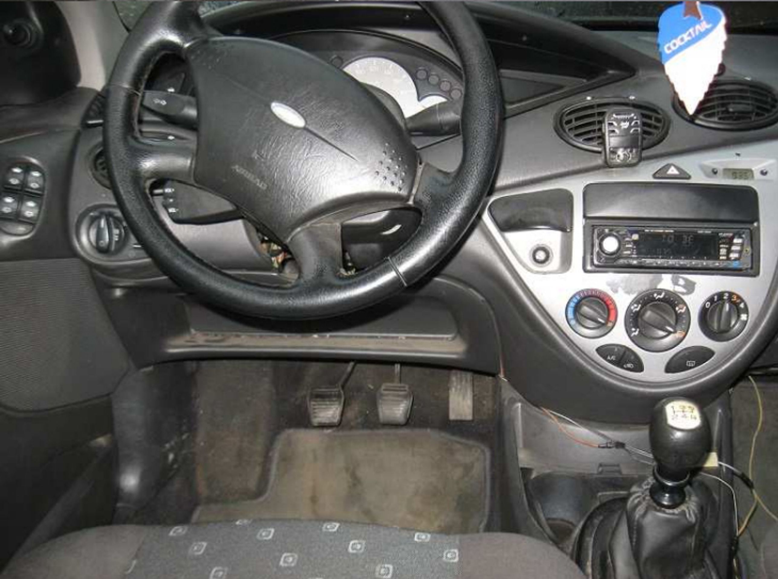 Dražba - Ford Focus (nafta), Vyvolávací cena: 13.000,- - GALERIE: Dražba motorových vozidel (9/51)