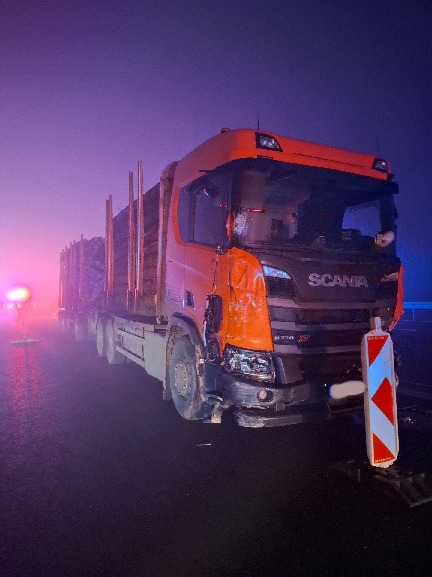 Dopravní nehoda na D35 u Křelova - Dopravní komplikace na dálnici D35 na Olomoucku (2/5)