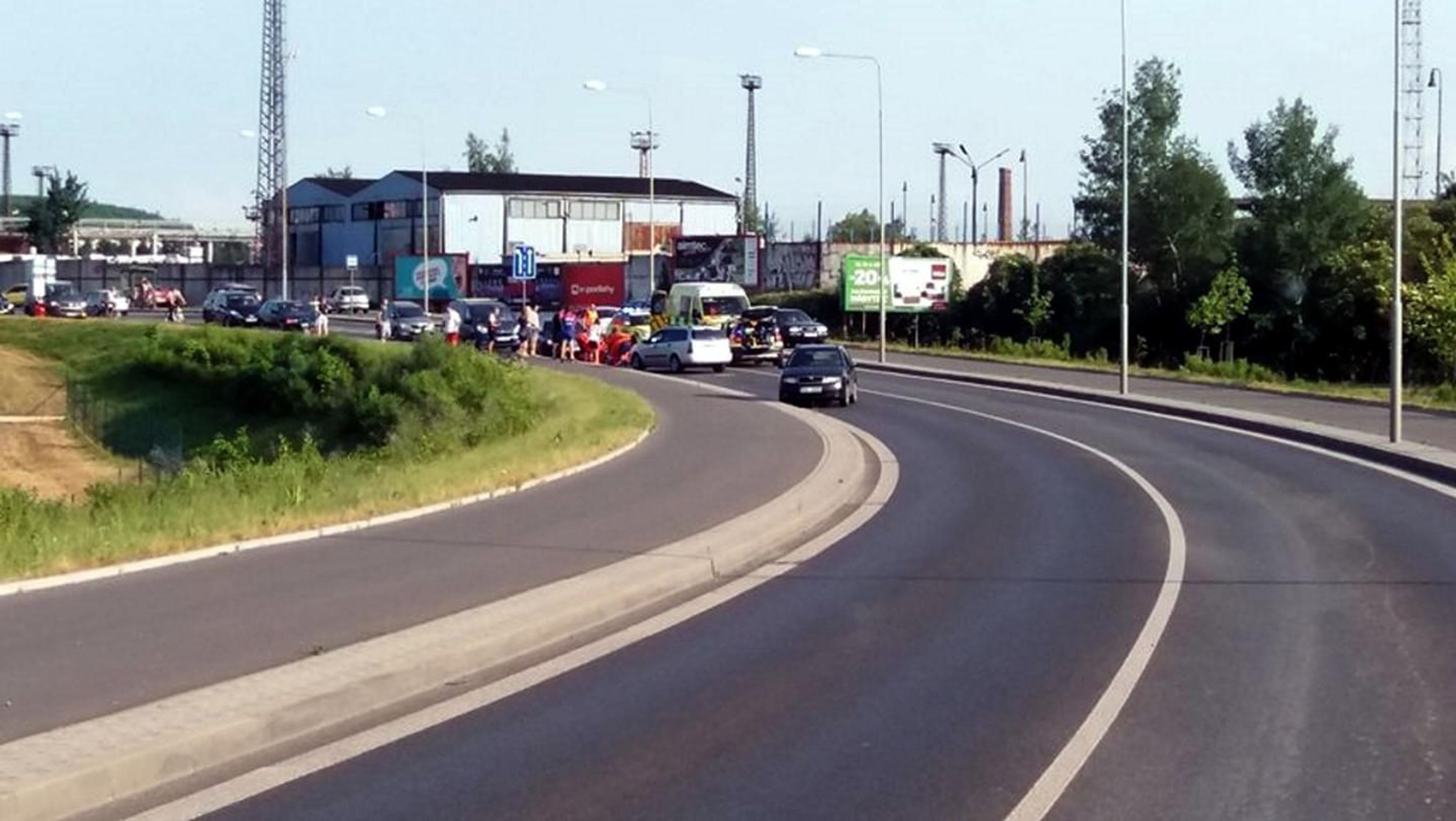 Smrtelná nehoda cyklistky v Plzni - 5 - GALERIE: Smrtelná nehoda cyklistky v Plzni (5/6)
