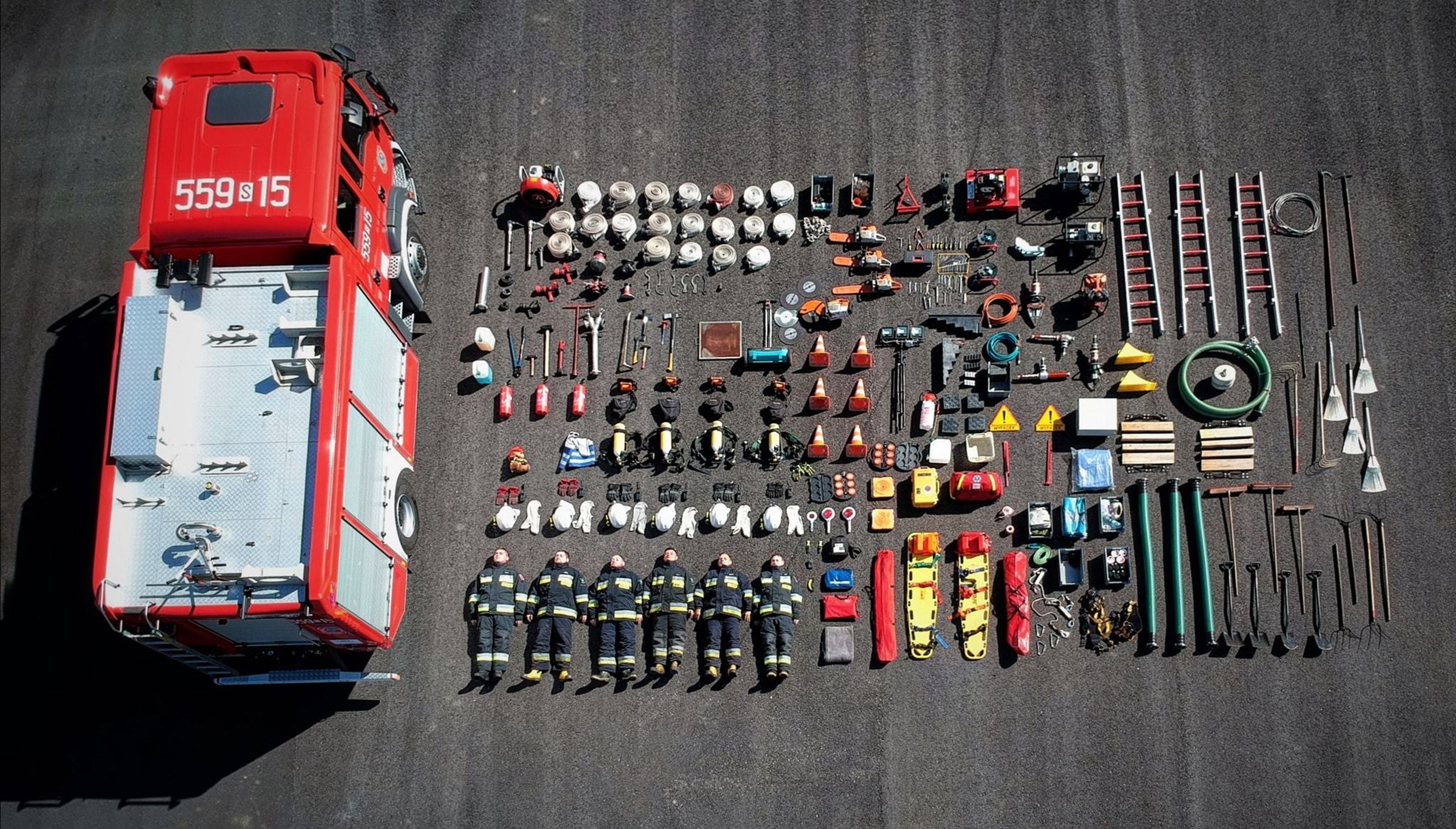 Hasiči a policisté po celém světě se účastní výzvy - 9 - GALERIE: Policie a hasiči po celém světě se účastní výzvy (5/9)