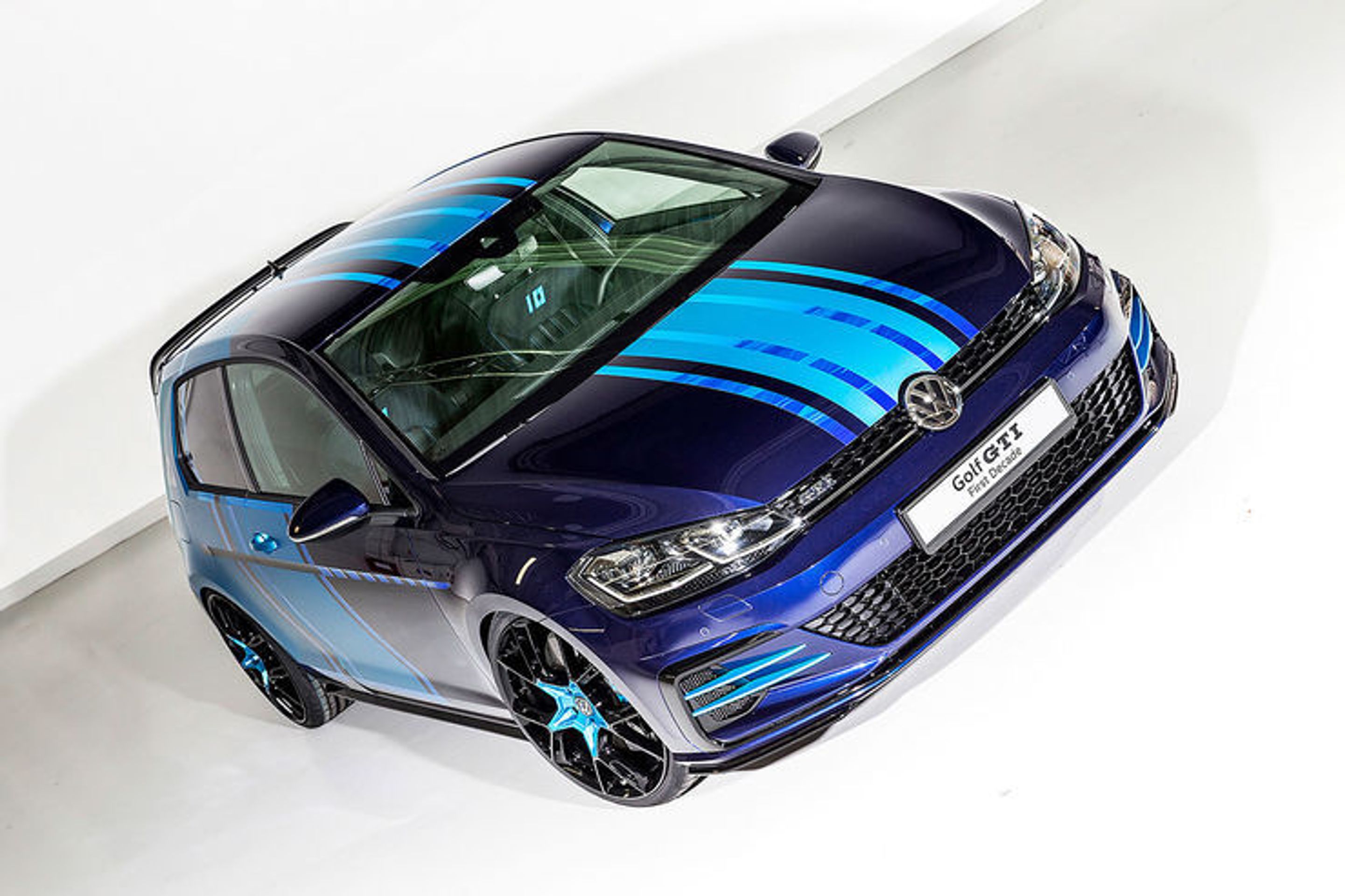 Golf - 30 - GALERIE: VW Golf GTI, speciální model pro Wörthersee (19/24)