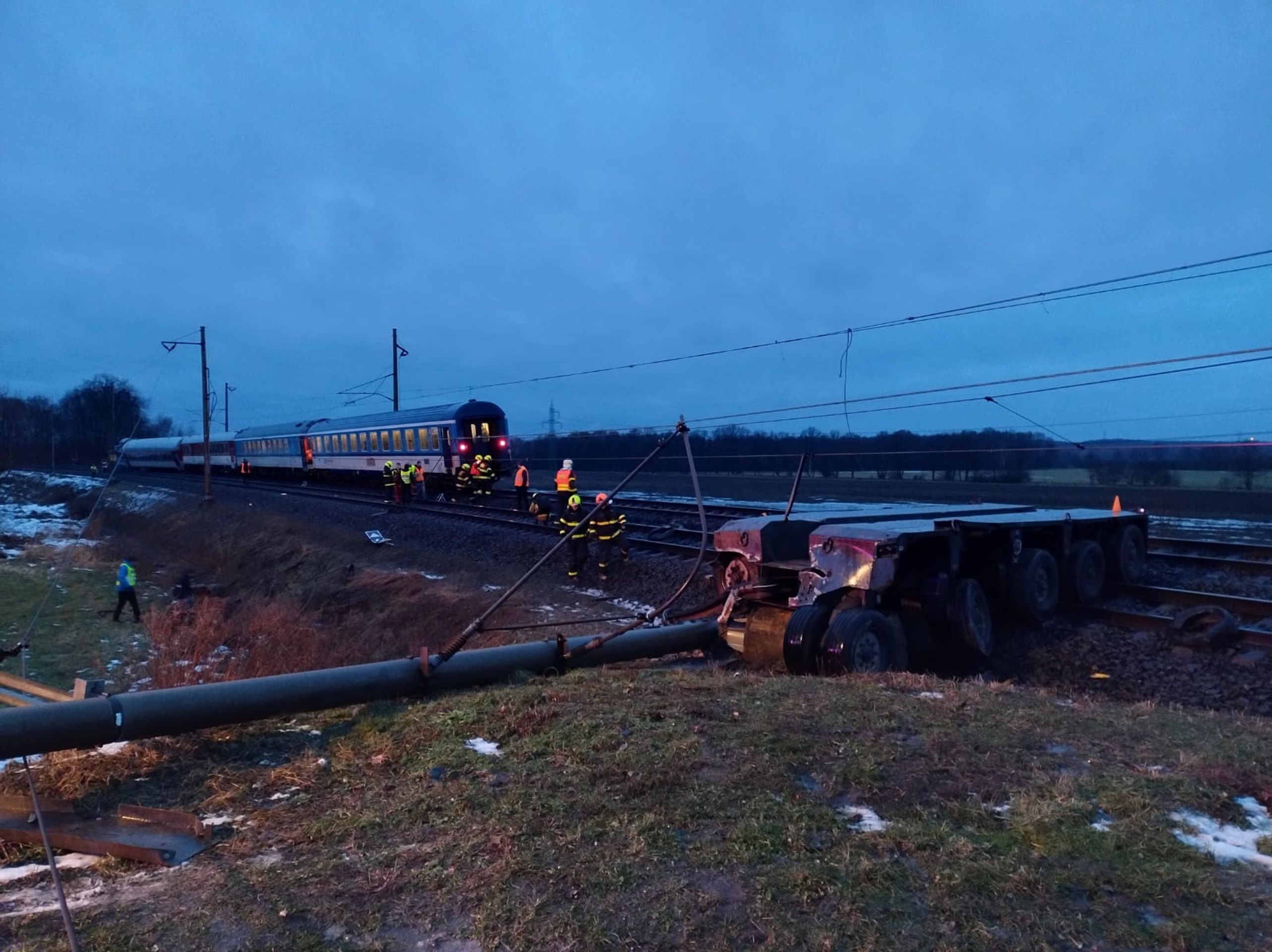 Tragická nehoda na Karvinsku - Tragická nehoda na Karvinsku (12/16)