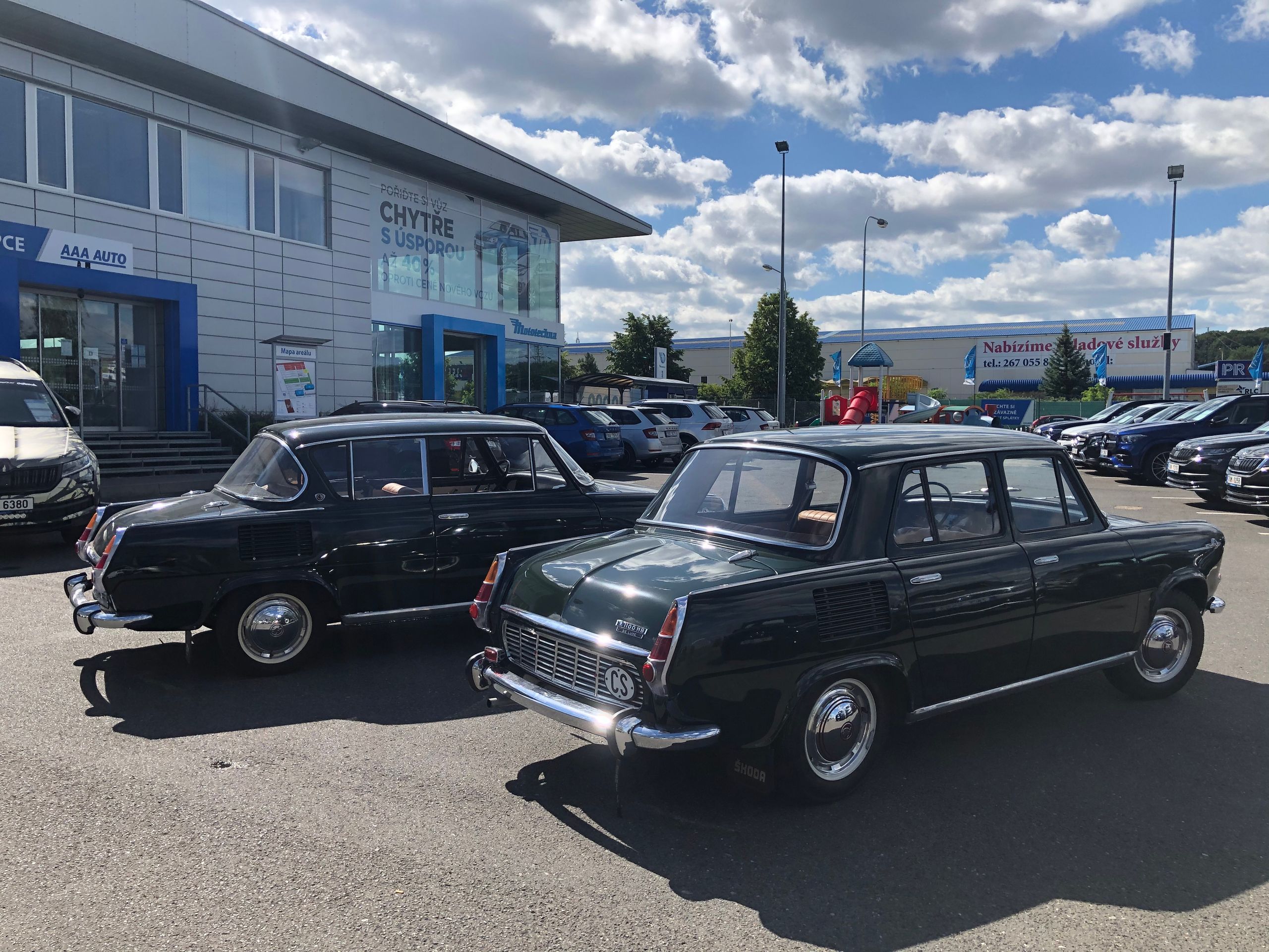 Škoda 1000 MBX a MB De Luxe - 14 - Fotogalerie: Tahle stařičká embéčka mají dnes obrovskou hodnotu (3/35)