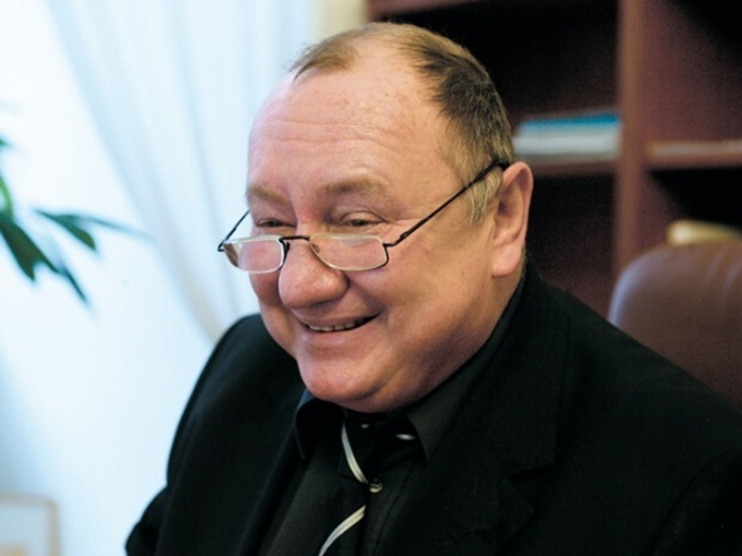 Bývalý ministr kultury, herec Vítězslav Jandák... - Vítězslav Jandák: „Dělat pohádku je velký svátek!“ (1/2)