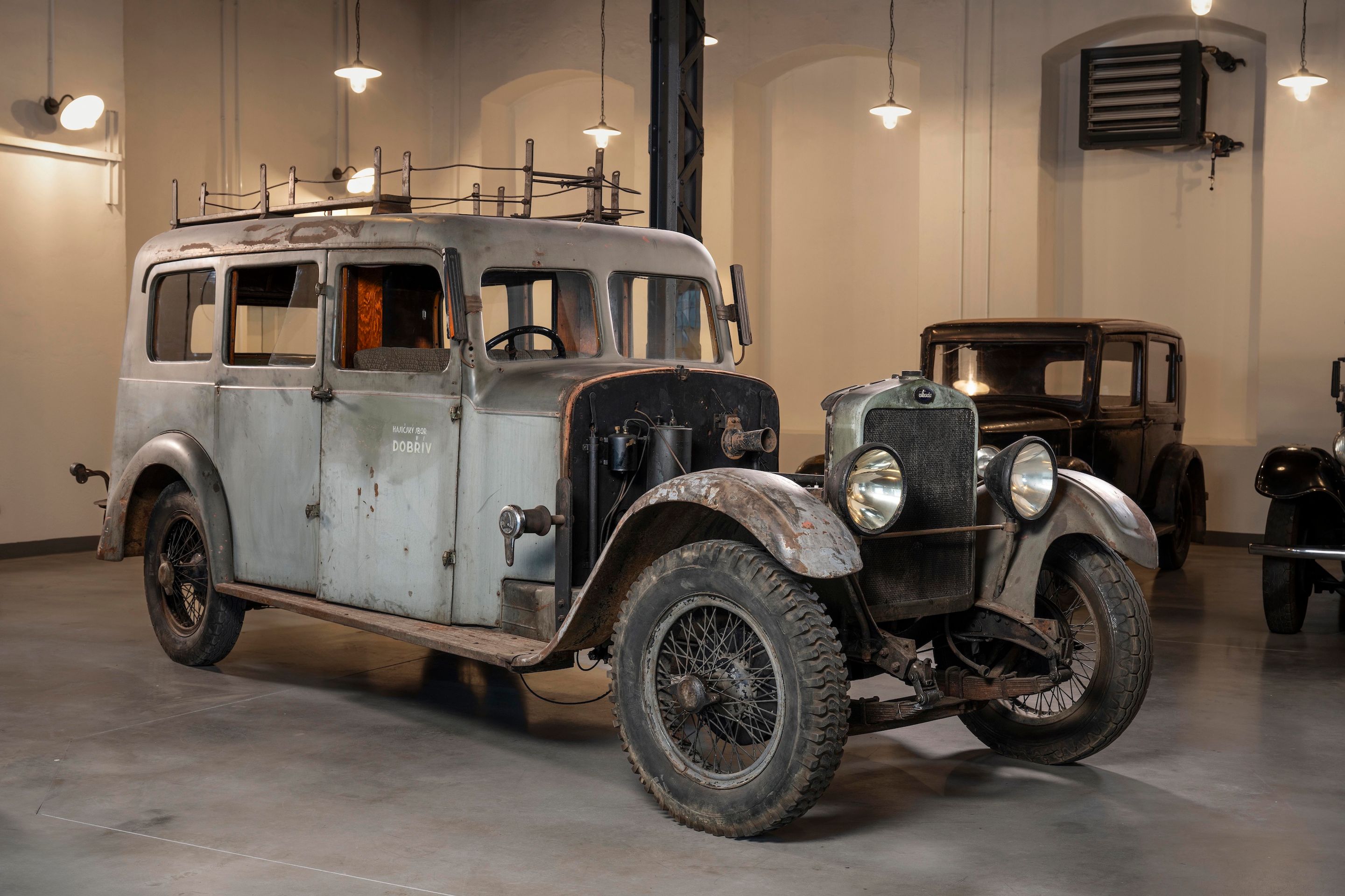 Unikátní historické vozy v nové expozici Škoda Muzea - Škoda Muzeum ukáže unikátní historické vozy před renovací (37/48)
