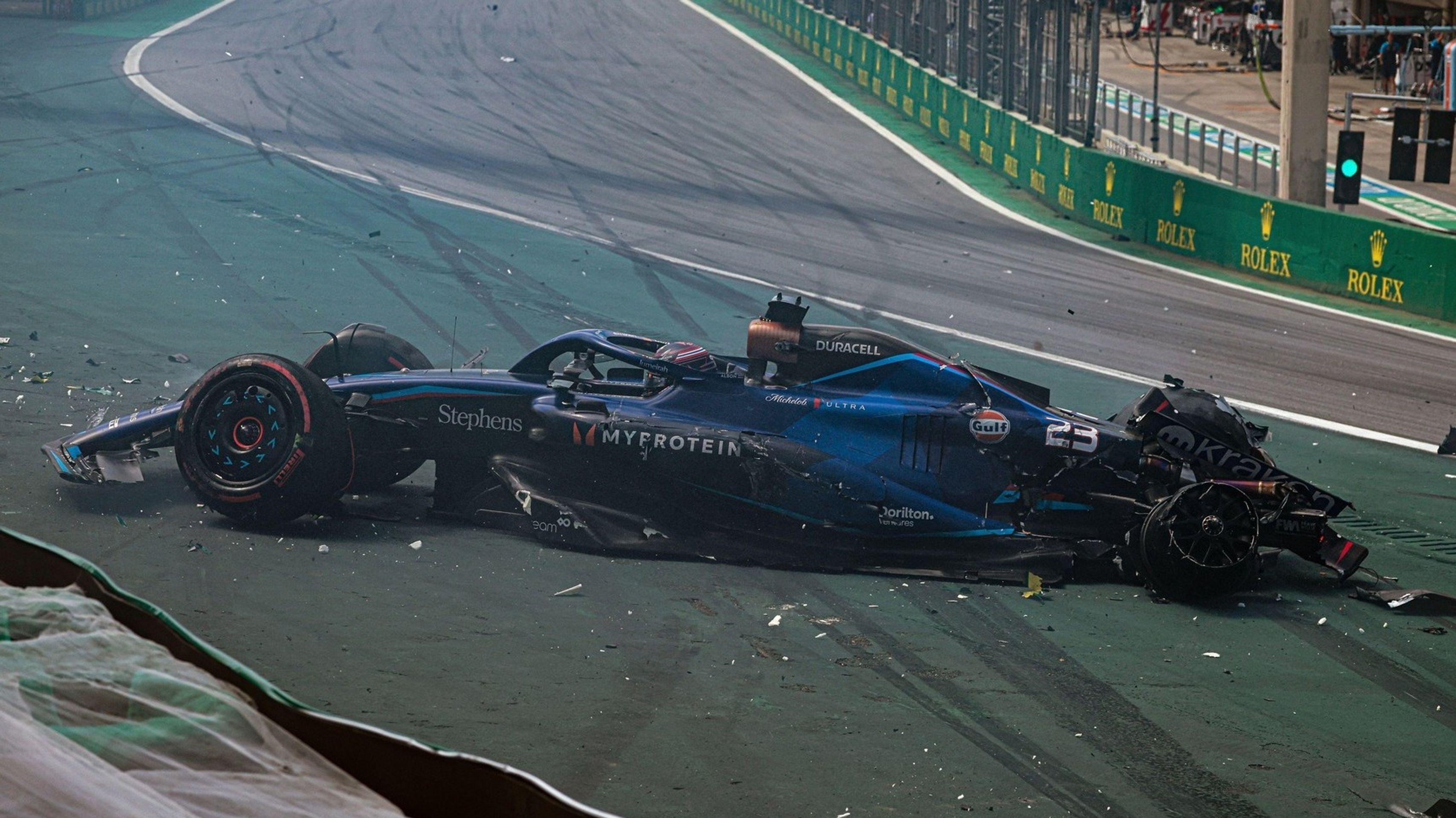 Vůz Williamsu po nehodě Alexe Albona (cropped) - Alexander Albon (4/4)