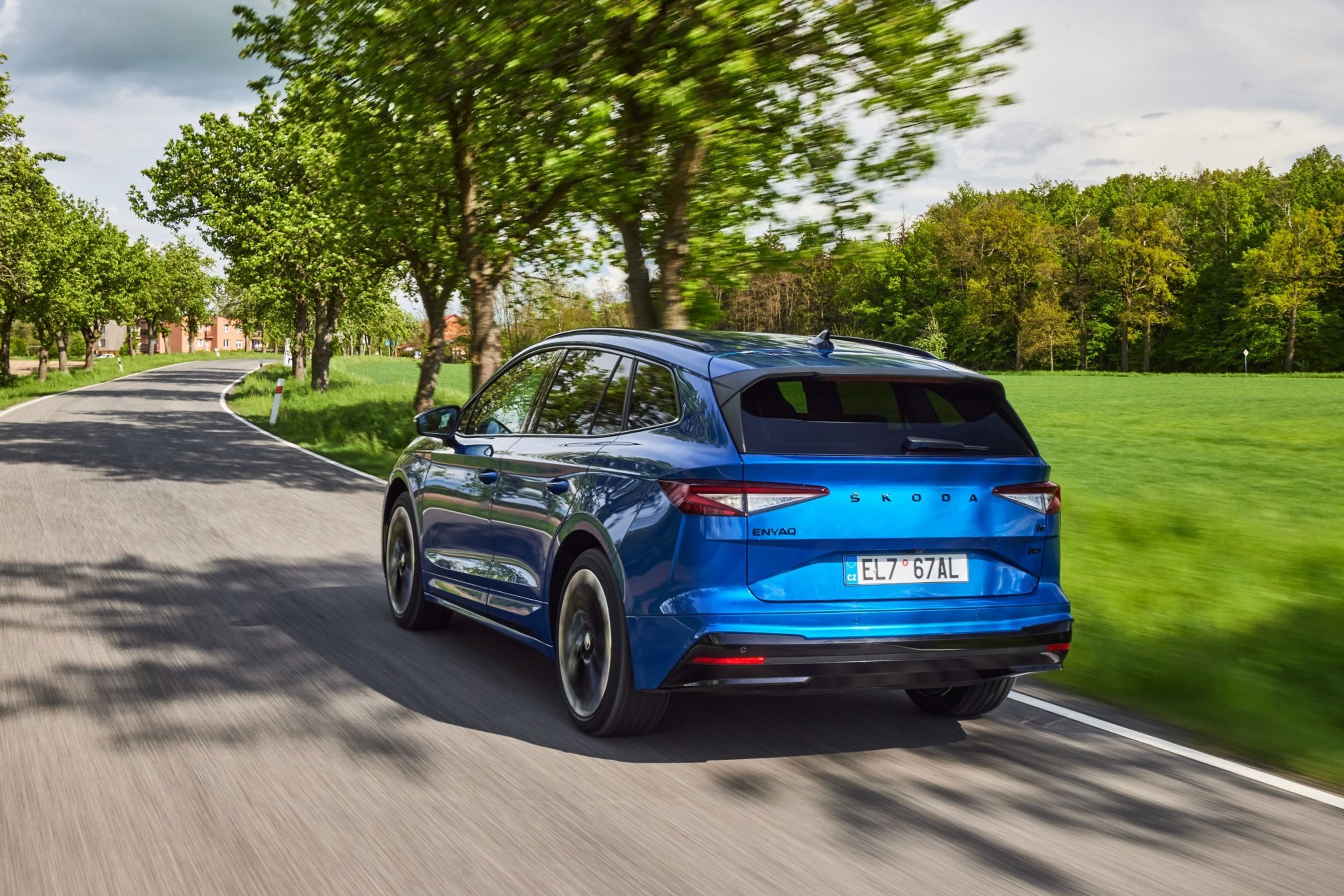 Škoda Enyaq Sportline iV - 44 - Fotogalerie: Sportovně laděná Škoda Enyaq Sportline (3/18)