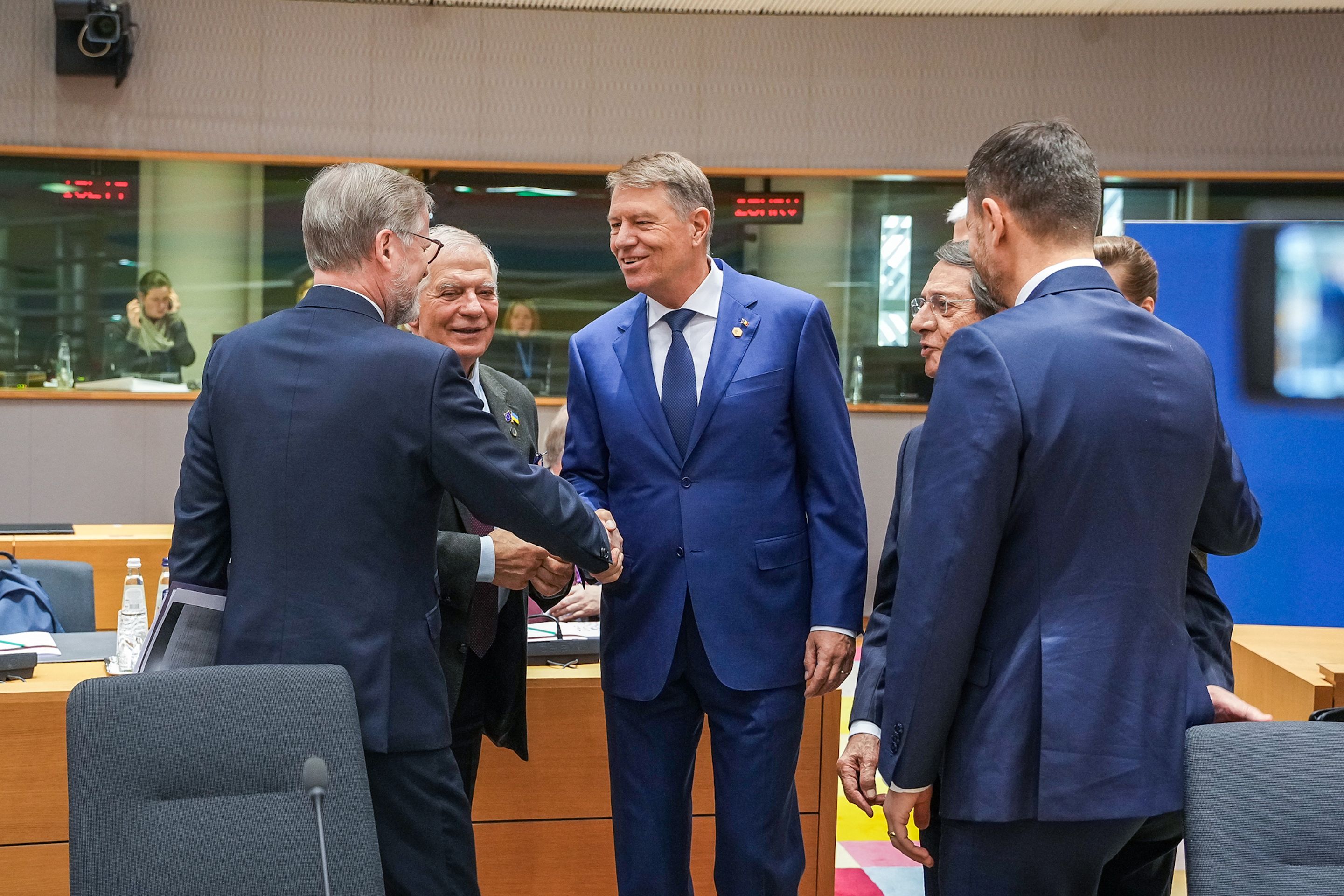 V Bruselu začalo zasedání Evropské rady (1) - Petr Fiala na zasedání Evropské rady (5/8)
