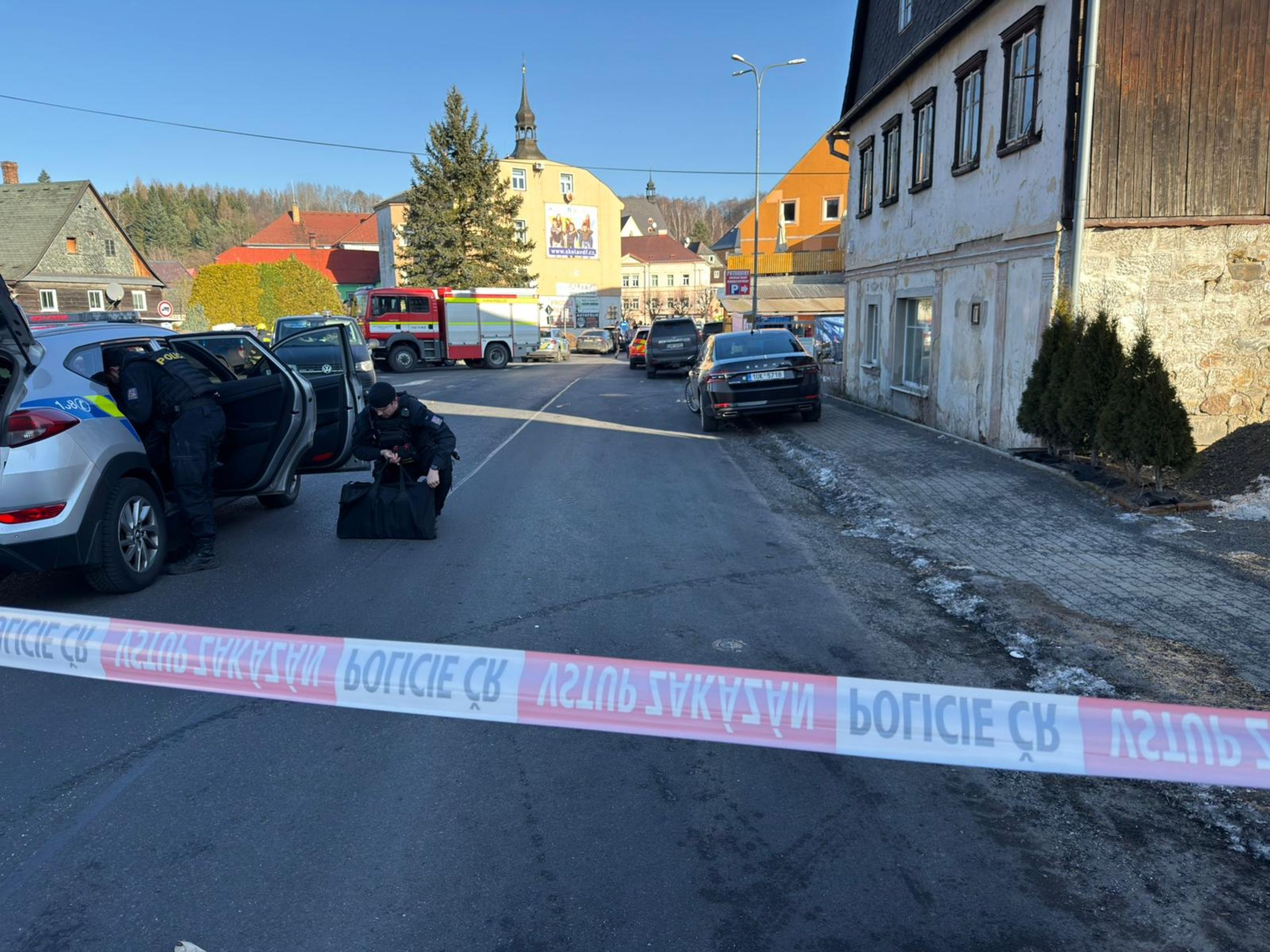 Střelba v obci Chřibská na Děčínsku - Střelba v obci Chřibská na Děčínsku (8/13)