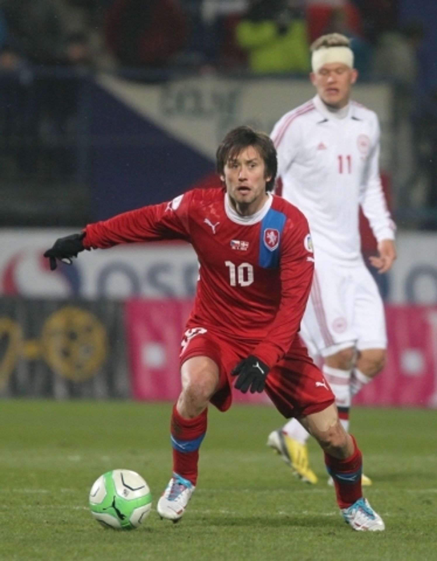 Tomáš Rosický v kvalifikaci proti Dánsku - 4 - GALERIE: Tomáš Rosický v kvalifikaci proti Dánsku (6/8)