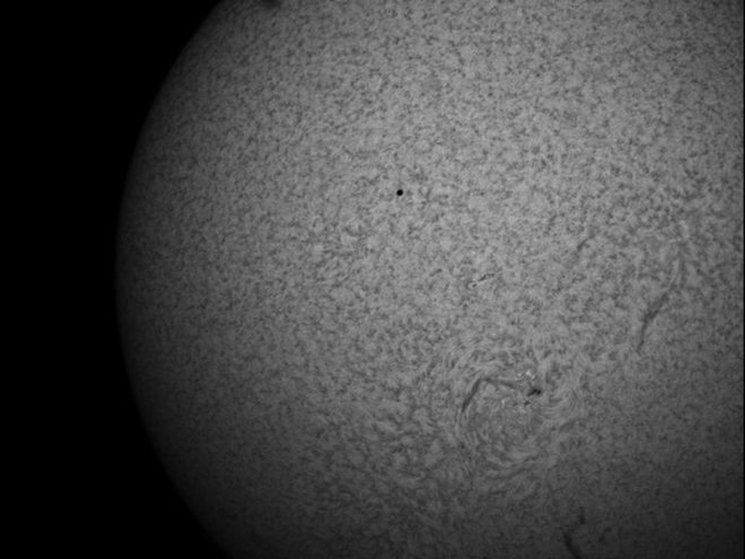 Přechod Merkuru přes Slunce - svět - 2 - GALERIE: Přechod Merkuru přes Slunce (9/13)