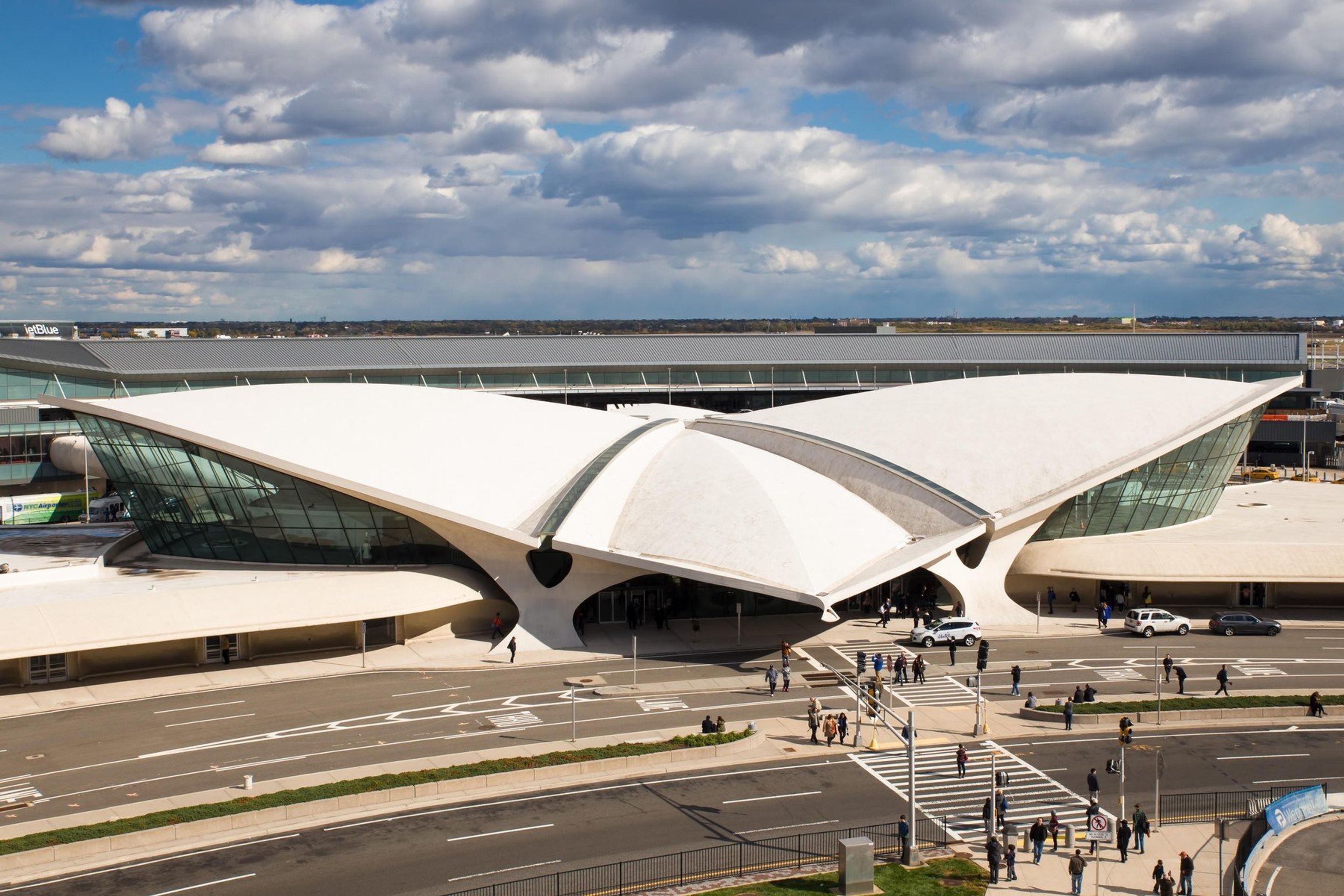 Zemřel architekt Kevin Roche - 2 - GALERIE: Návrhy slavného architekta Rocheho (3/4)