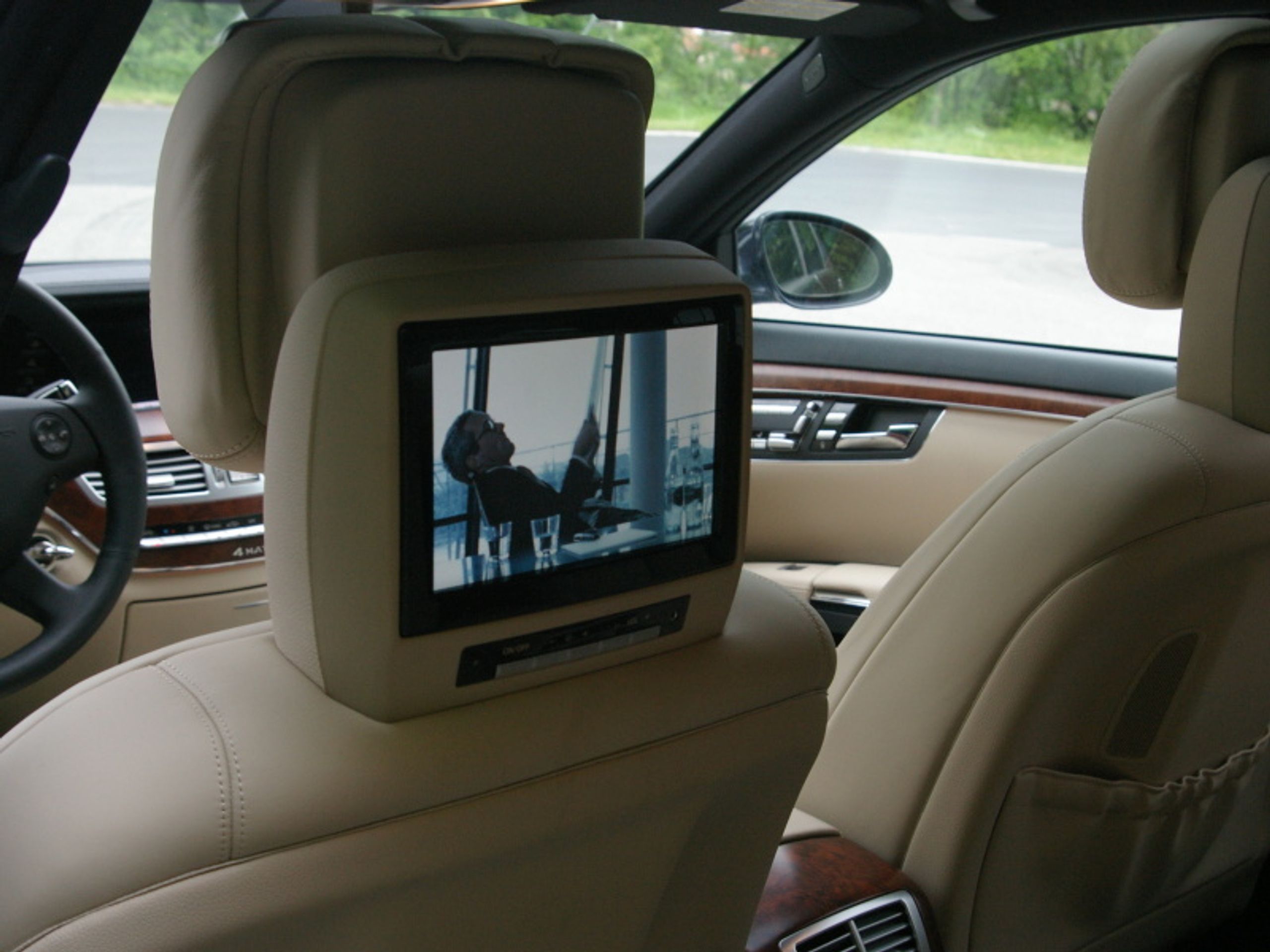 Mercedes-Benz S500 - GALERIE Mercedes-Benz S500 (4/8)