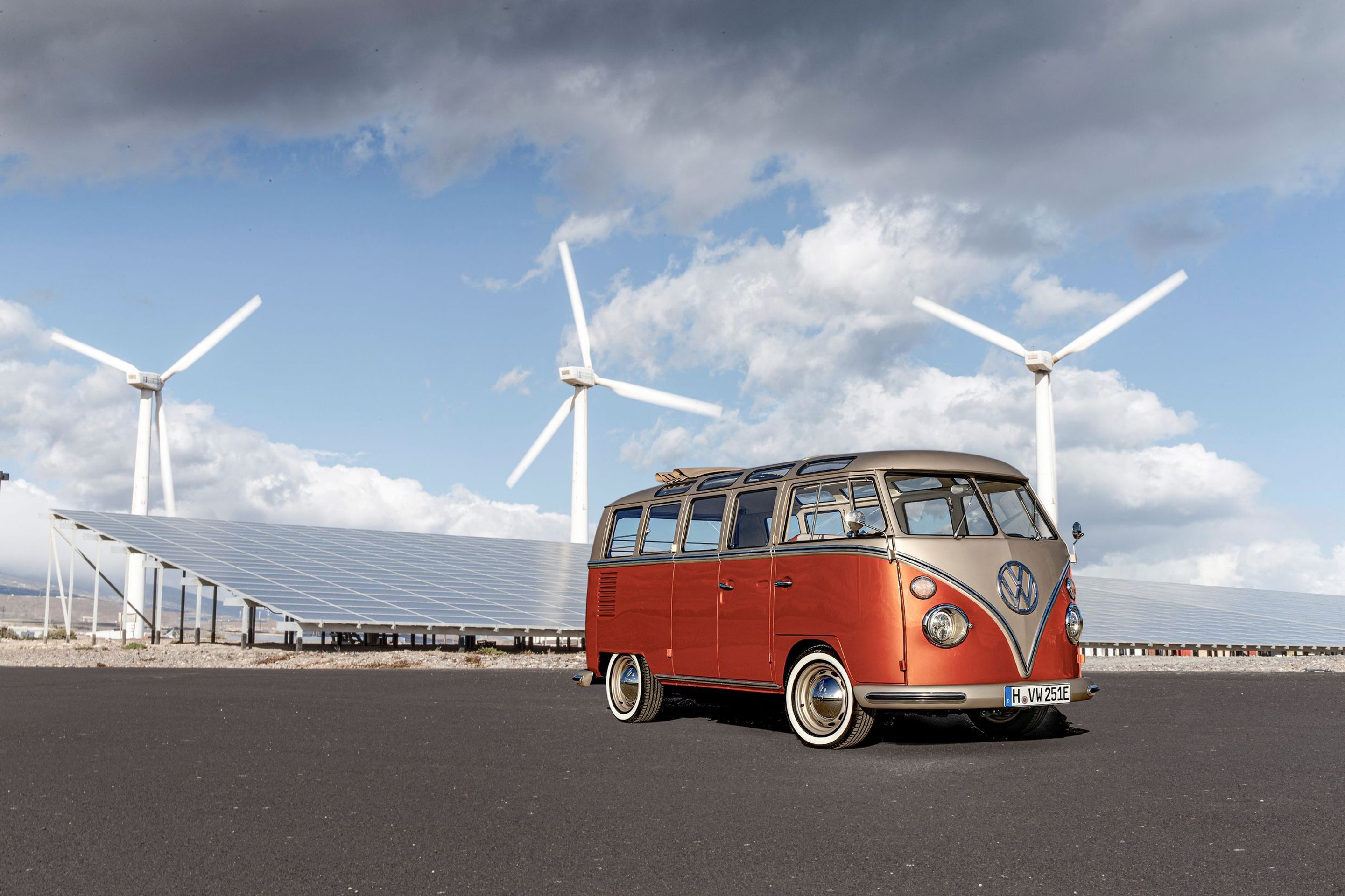 VW e-Bulli - 24 - Fotogalerie: Moderní verze legendárního VW Bulli (4/14)
