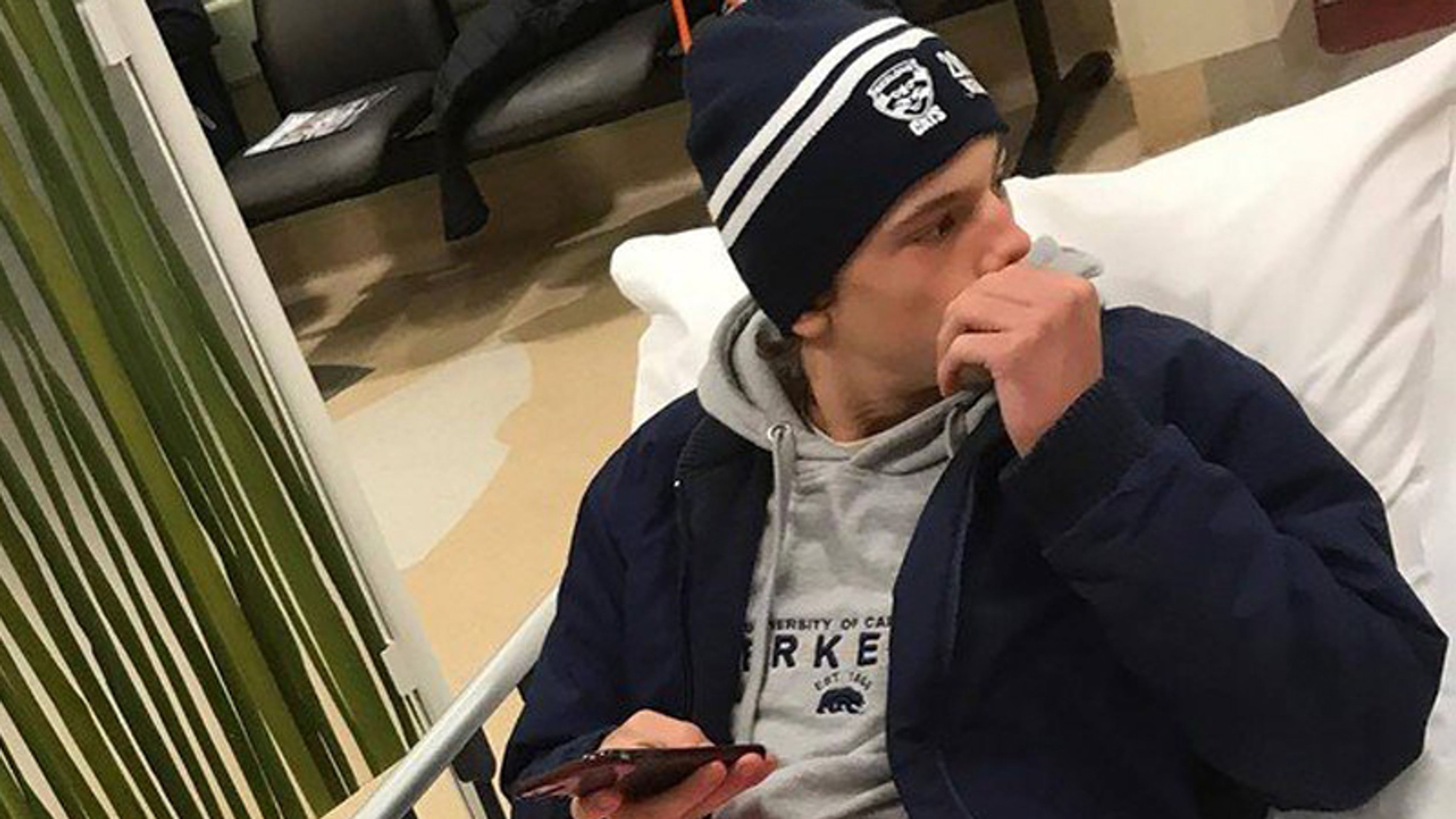 Masožraví červi v moři okousali plavci nohy - GALERIE: Masožraví červi v moři okousali plavci nohy (4/4)