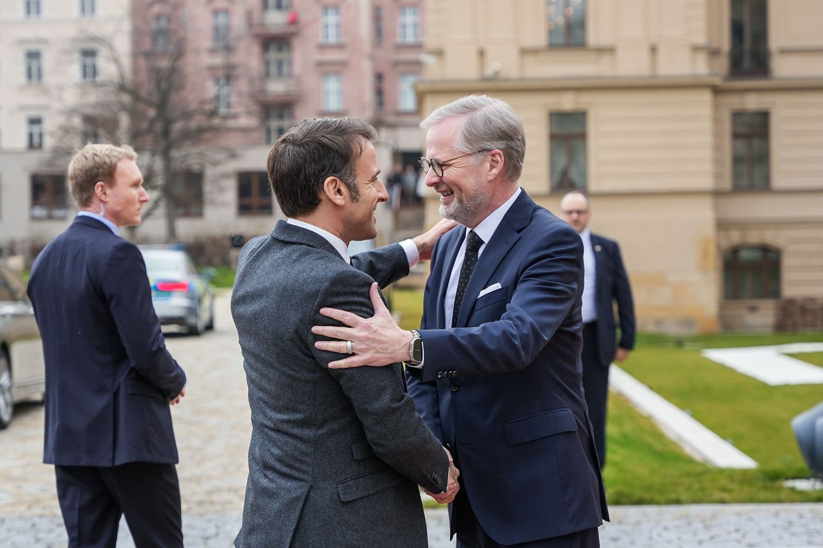 Emmanuel Macron s Petrem Fialou - Emmanuel Macron (1/19)
