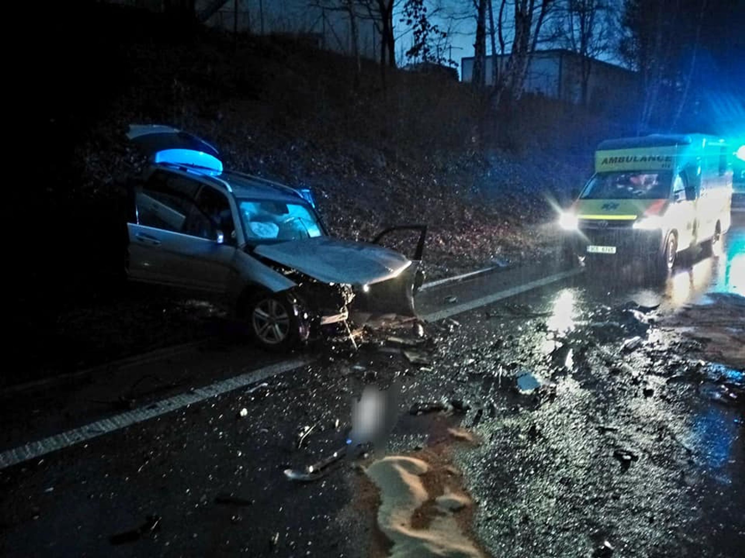 Tragická nehoda u Boršova nad Vltavou - Tragická nehoda u Boršova nad Vltavou (2/4)