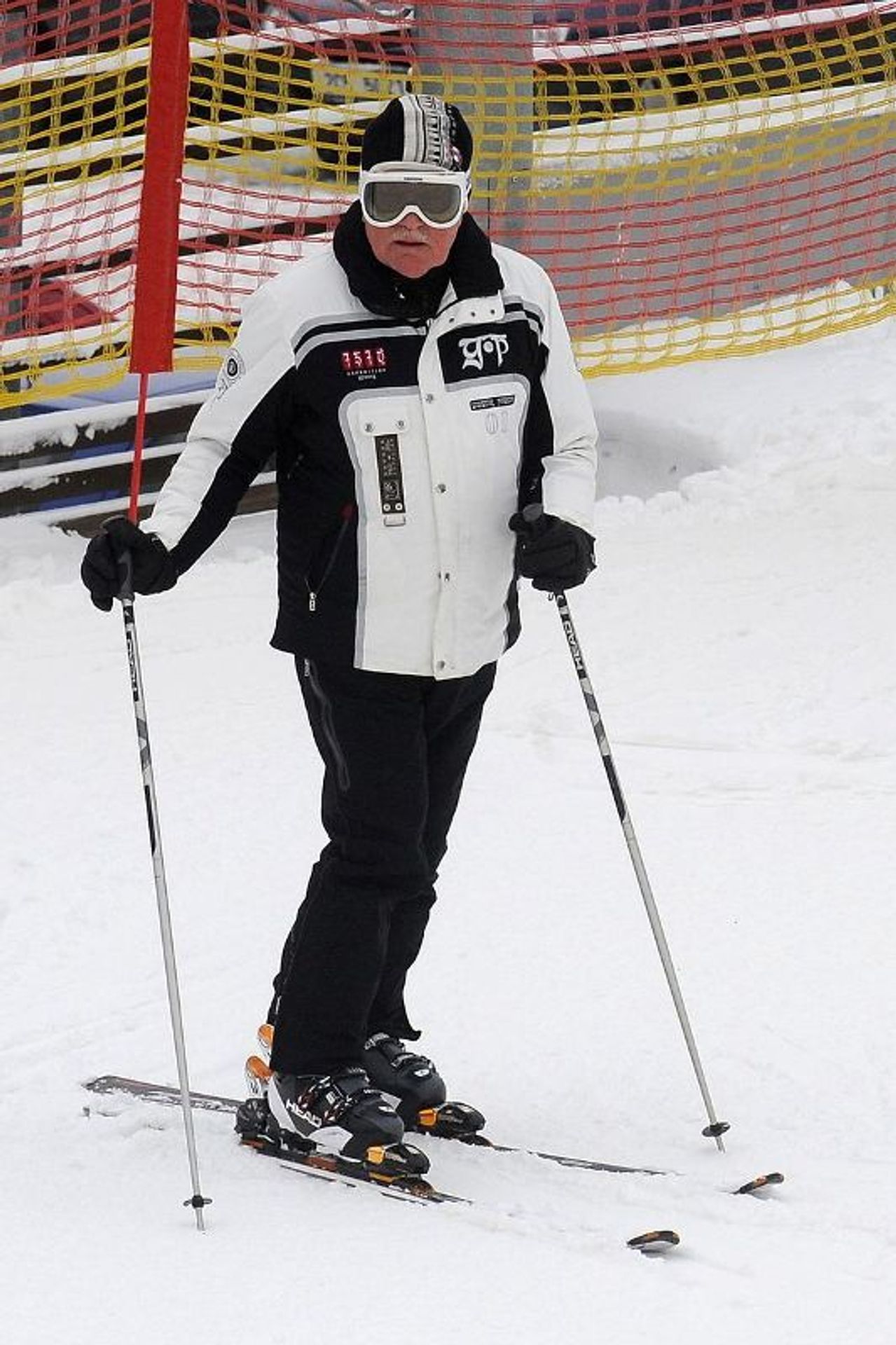 Exprezident Klaus lyžuje na Monínci - 4 - GALERIE: Klaus lyžuje na Monínci v roce 2014 (26/29)