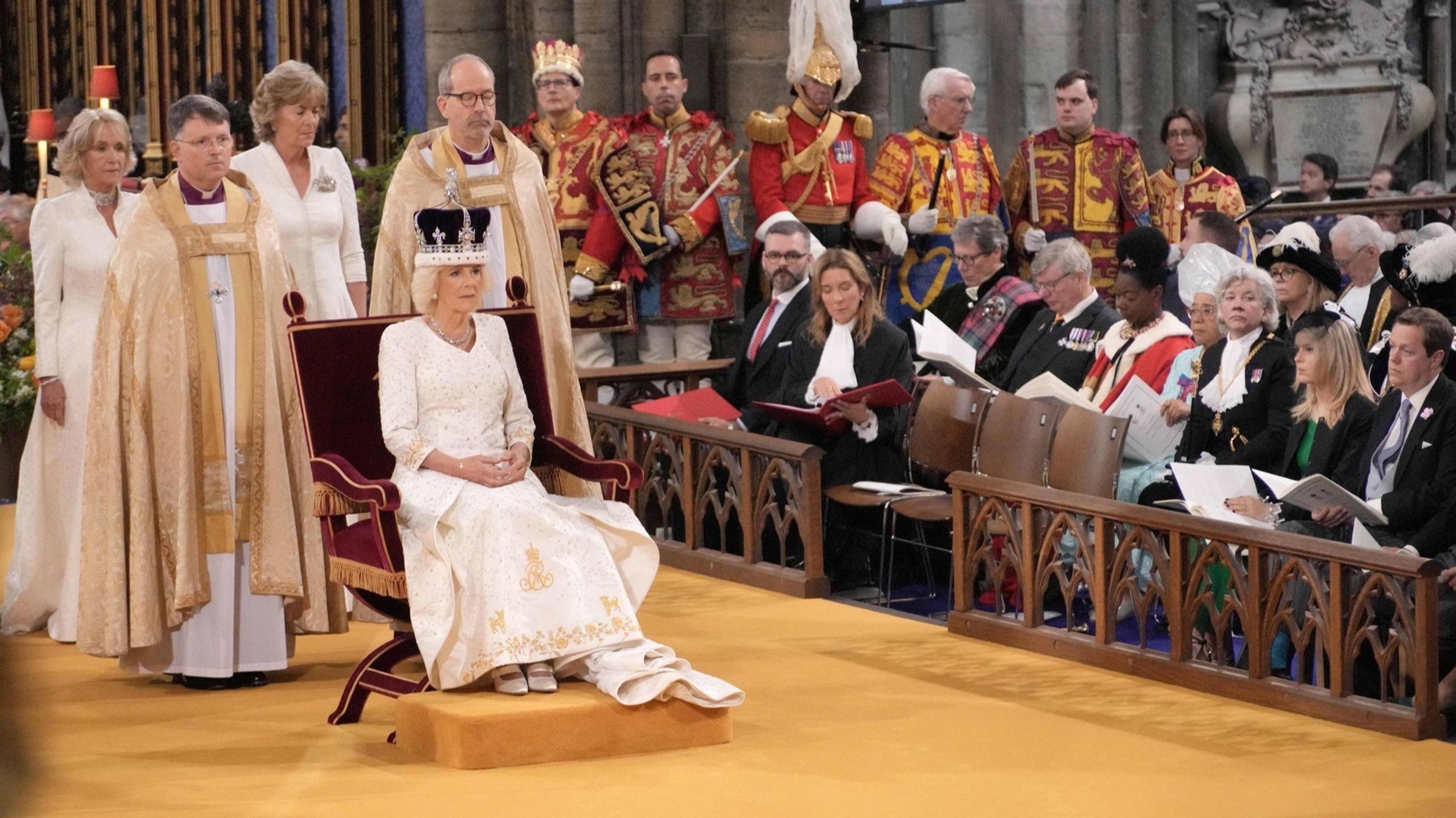 Královna Camilla - Královna Camilla a vévodkyně Meghan (6/10)