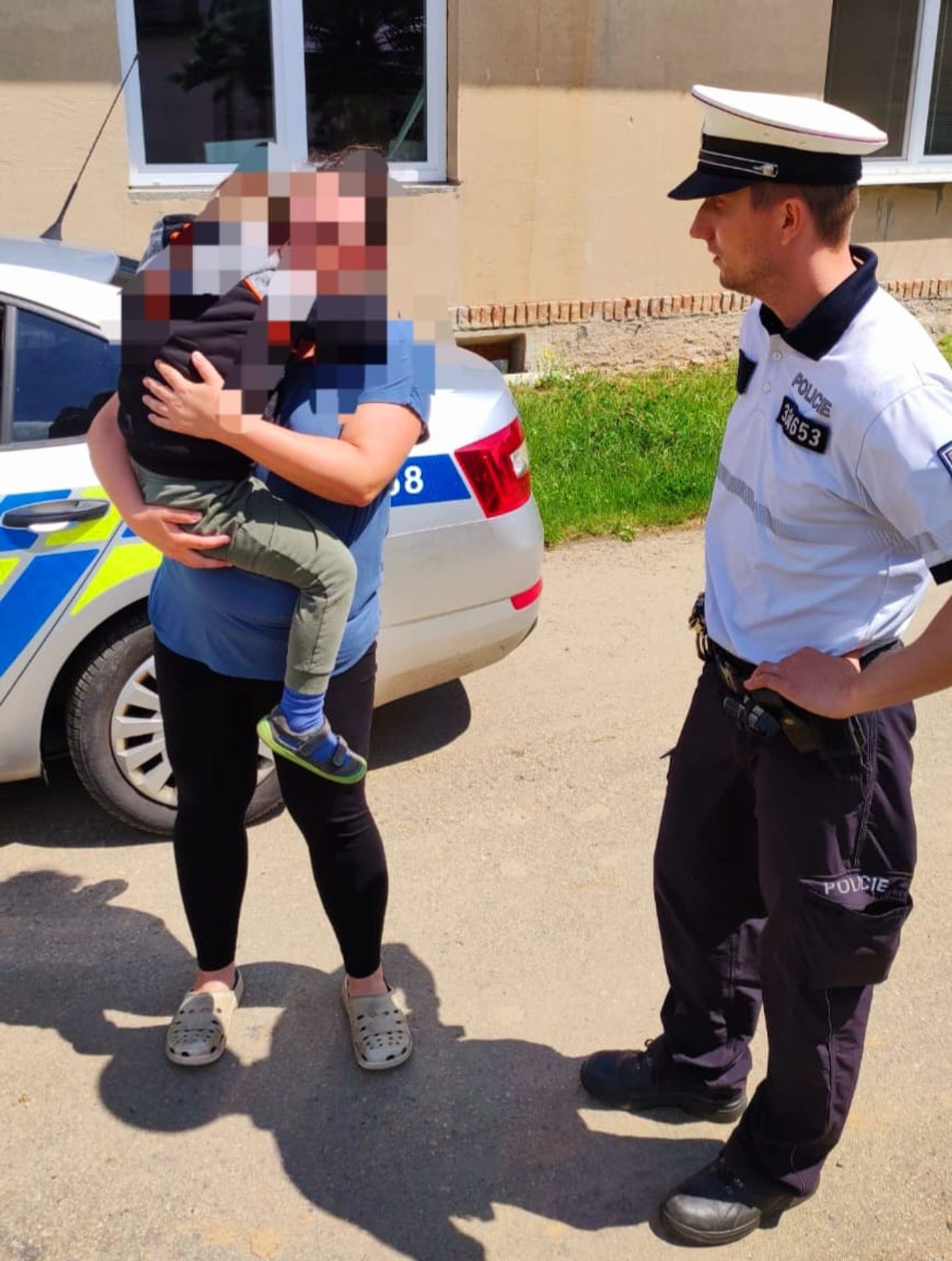 Policie našla čtyřletého chlapce - Policie našla čtyřletého chlapce (2/3)