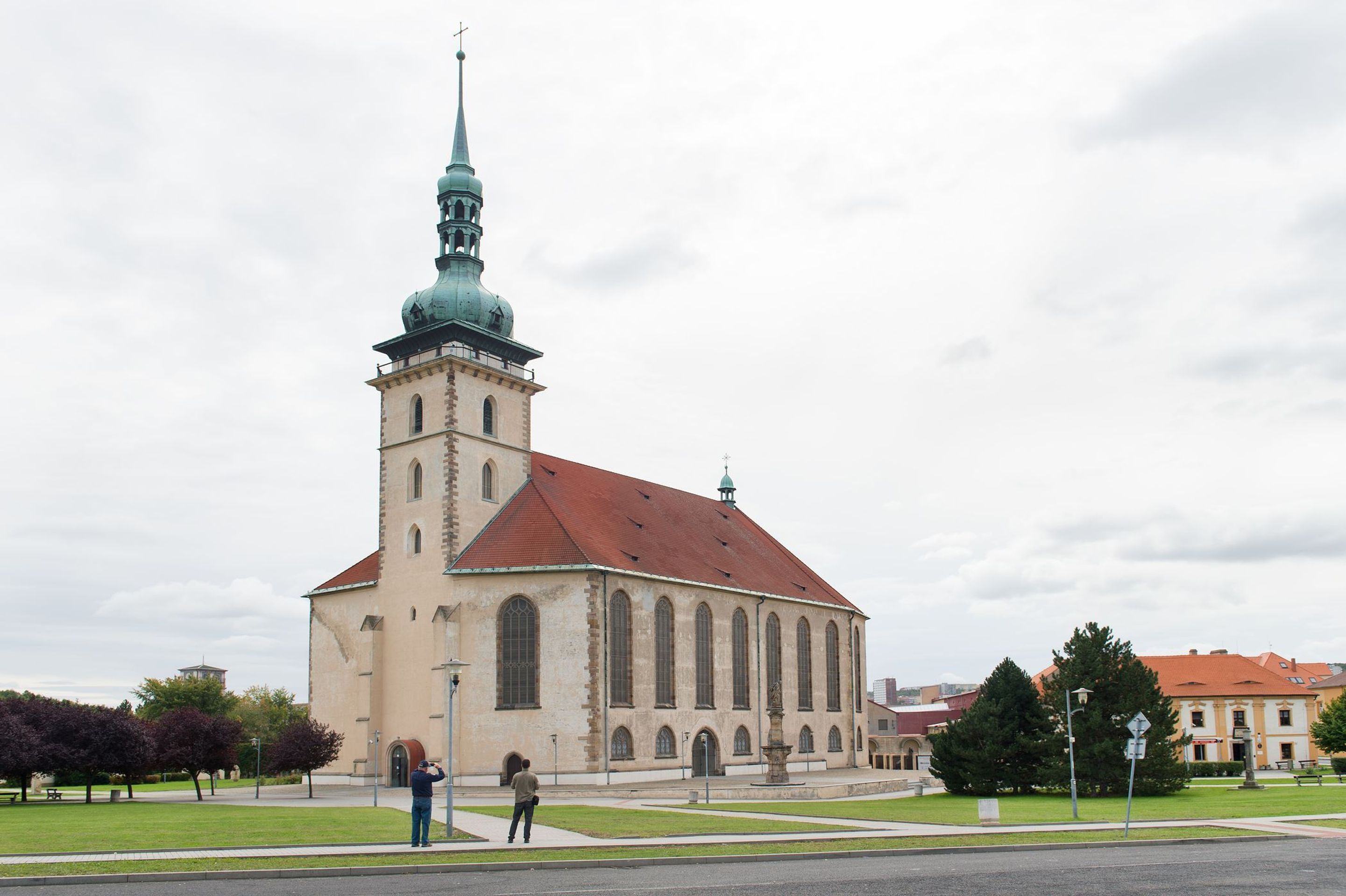 Přesunutý kostel v Mostě - 2 - GALERIE: Architektonická NEJ Česka (27/33)