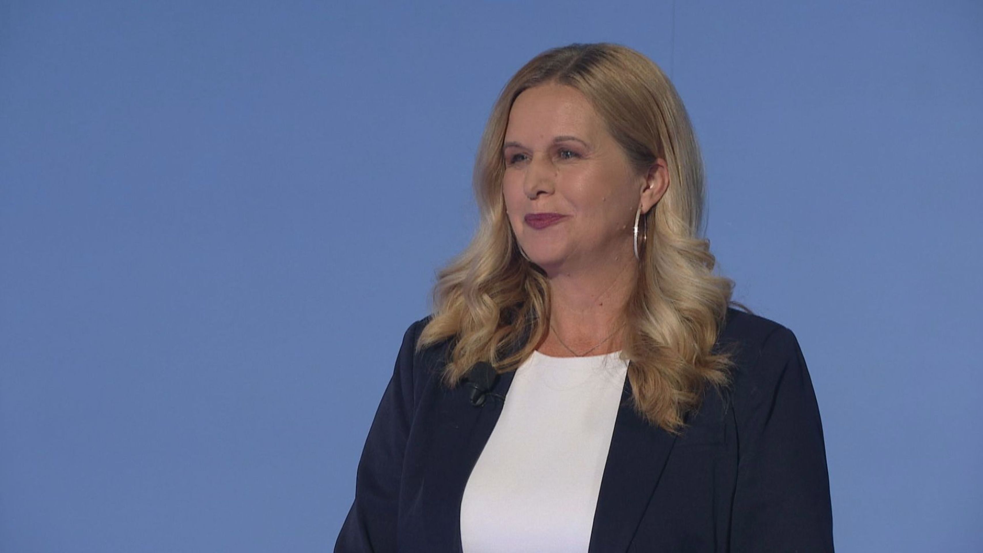 Lenka Desatová - Naše Evropa: Předvolební debata (8/8)