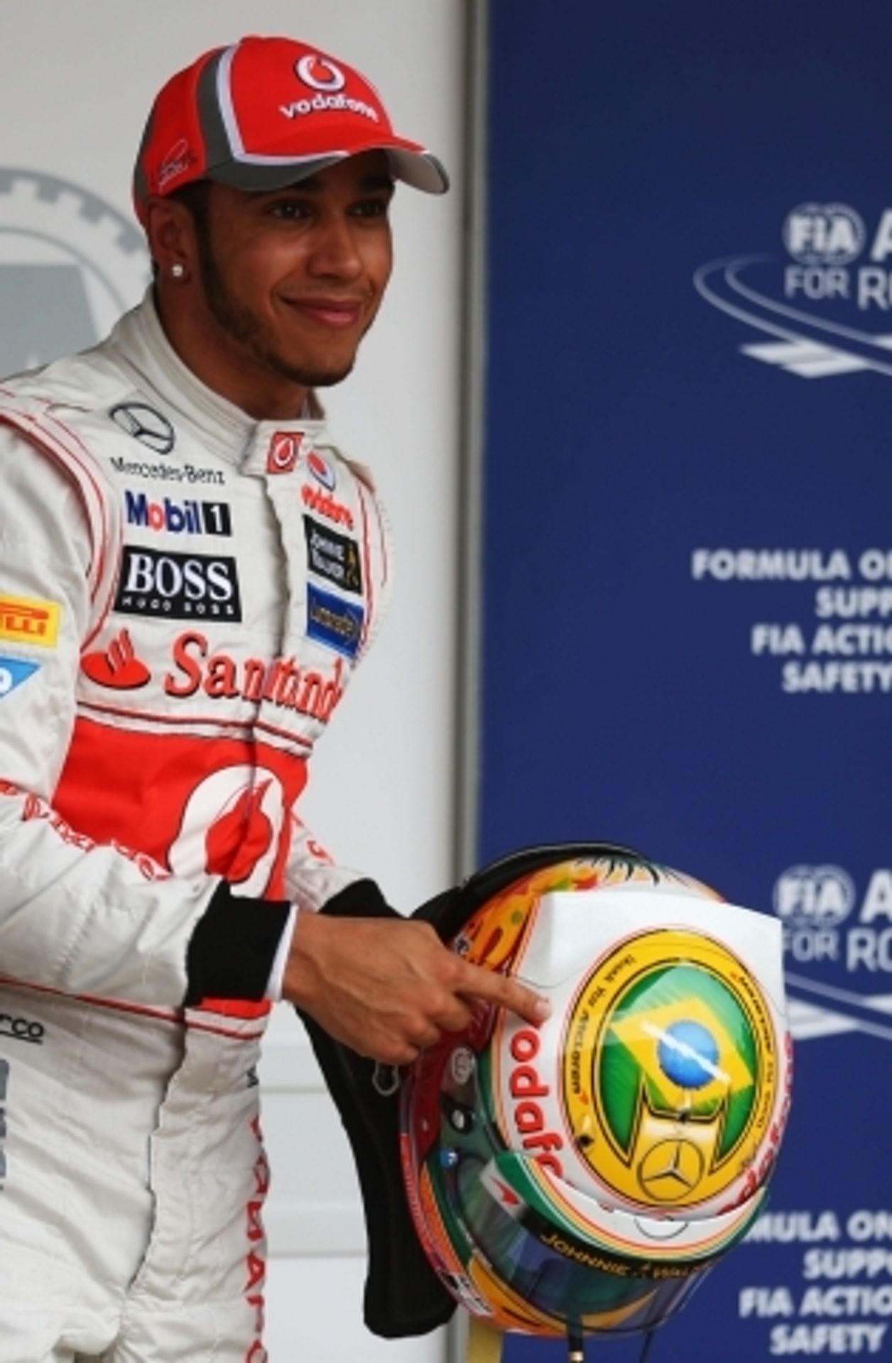 Hamilton a jeho brazilská přilba - 5 - GALERIE: Hamilton a jeho brazilská přilba (5/7)