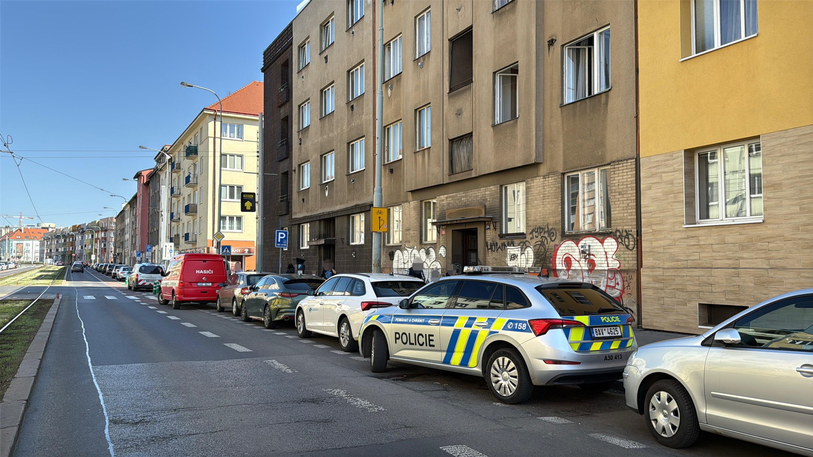 Požár bytu ve Strašnicích (2) - Požár bytu ve Strašnicích (5/9)