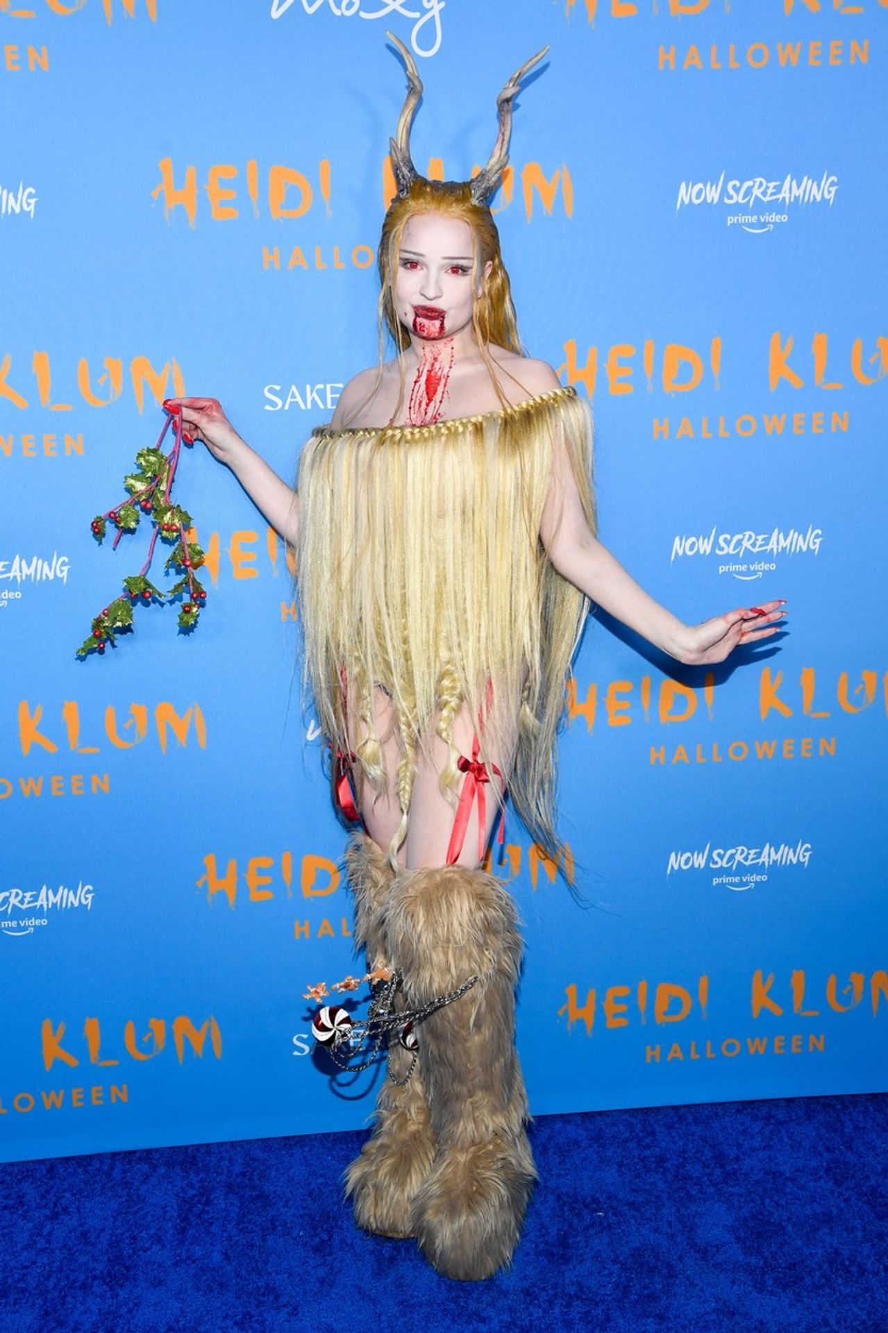 Kim Petras - Halloween párty Heidi Klumové (4/10)