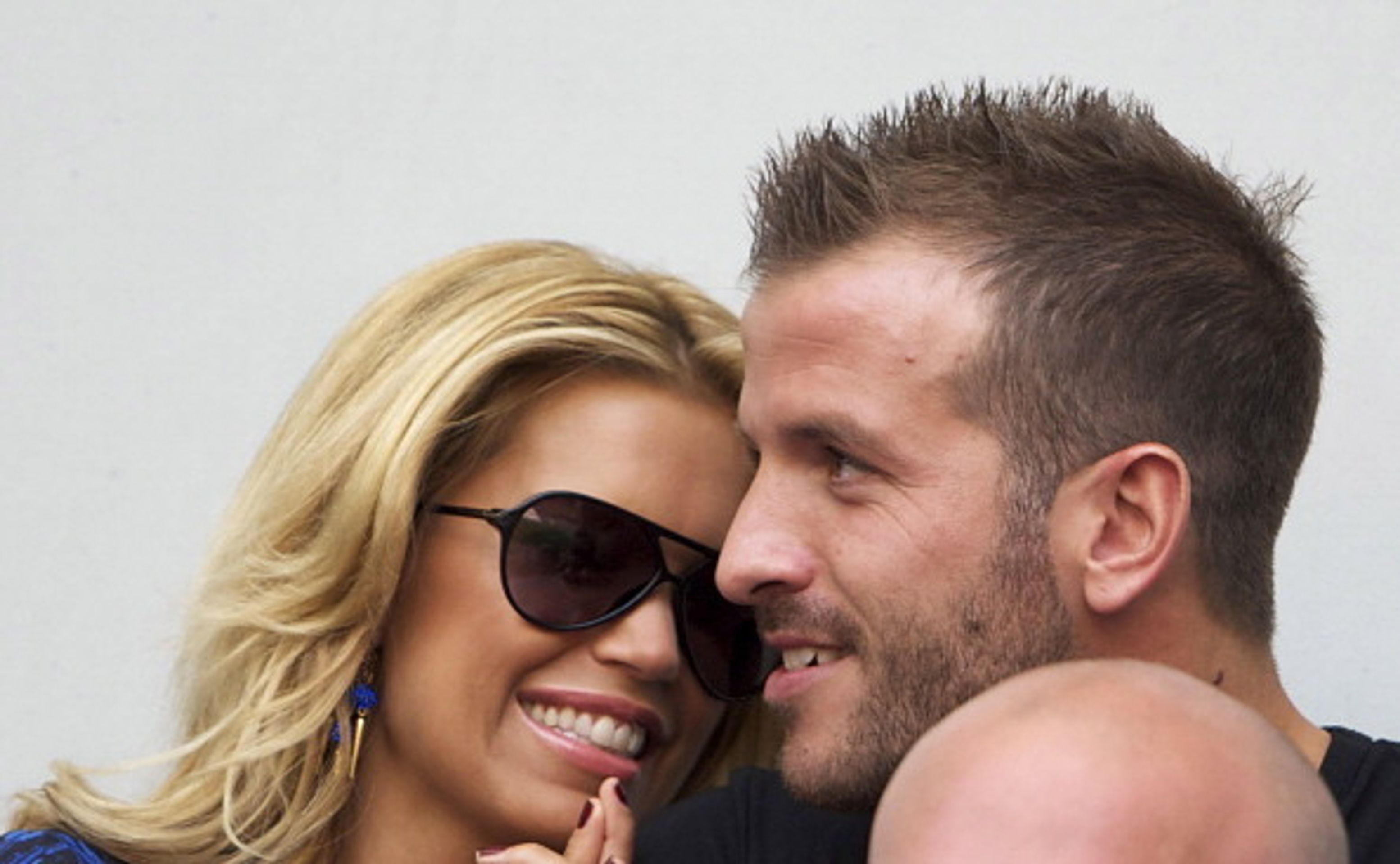 Rafael a Sylvia van der Vaartovi - 10 - GALERIE: Tuhle krásku zbil hvězdný fotbalista Van der Vaart (1/15)