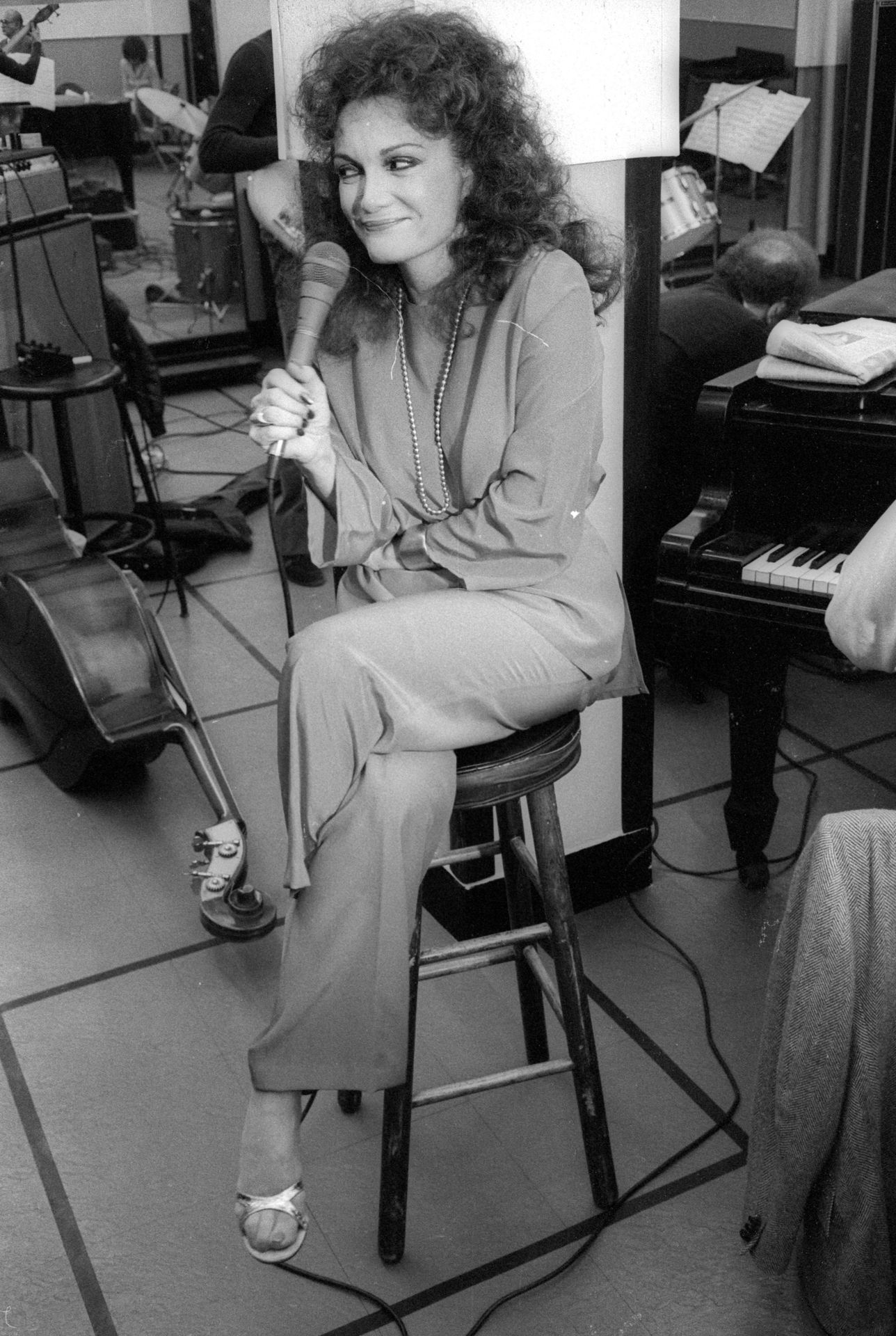 Connie Francisová - Connie Francisová (3/7)